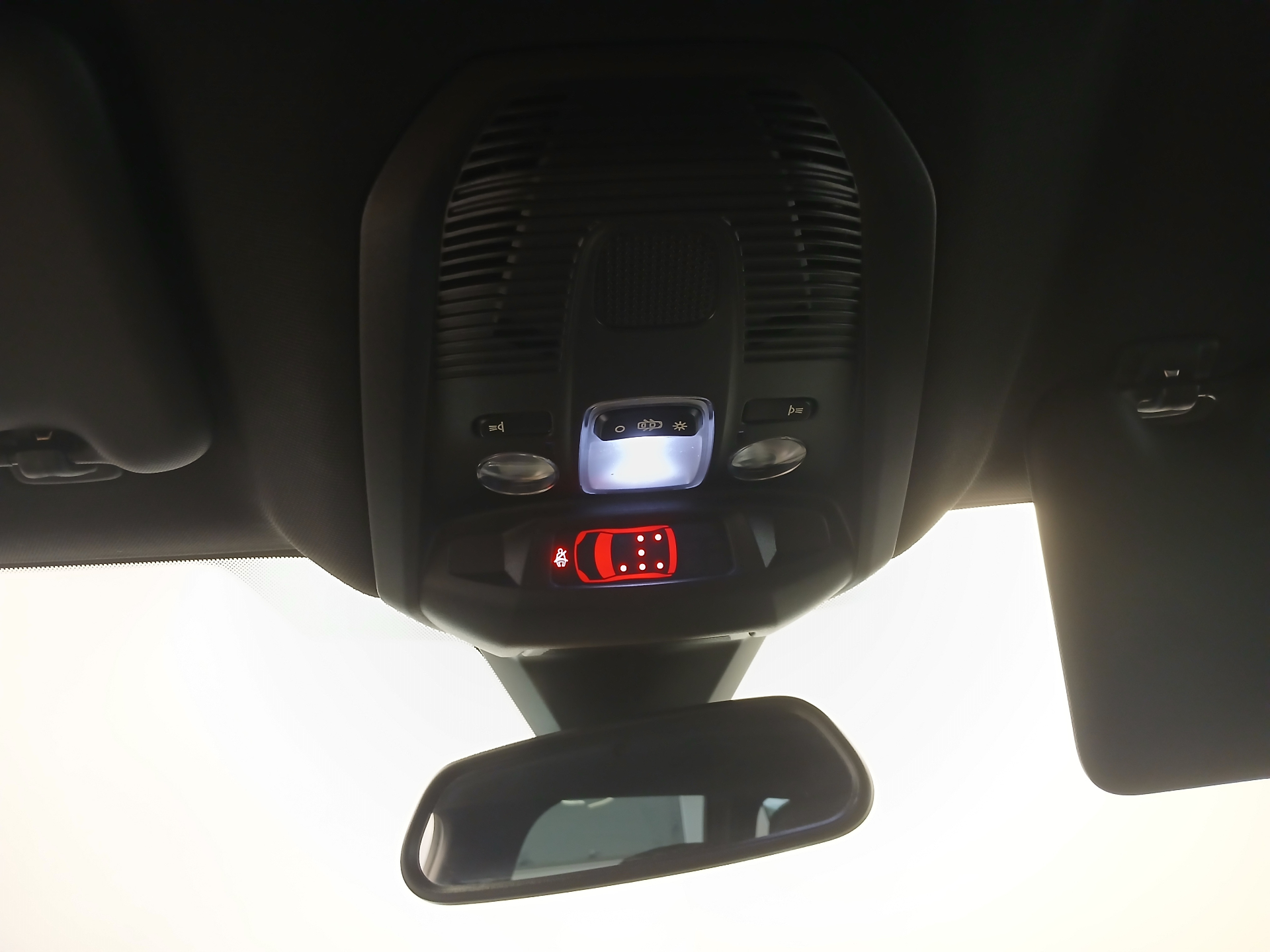 PEUGEOT 5008 ALLURE PACK BLUEHDI 130 S&S EAT8