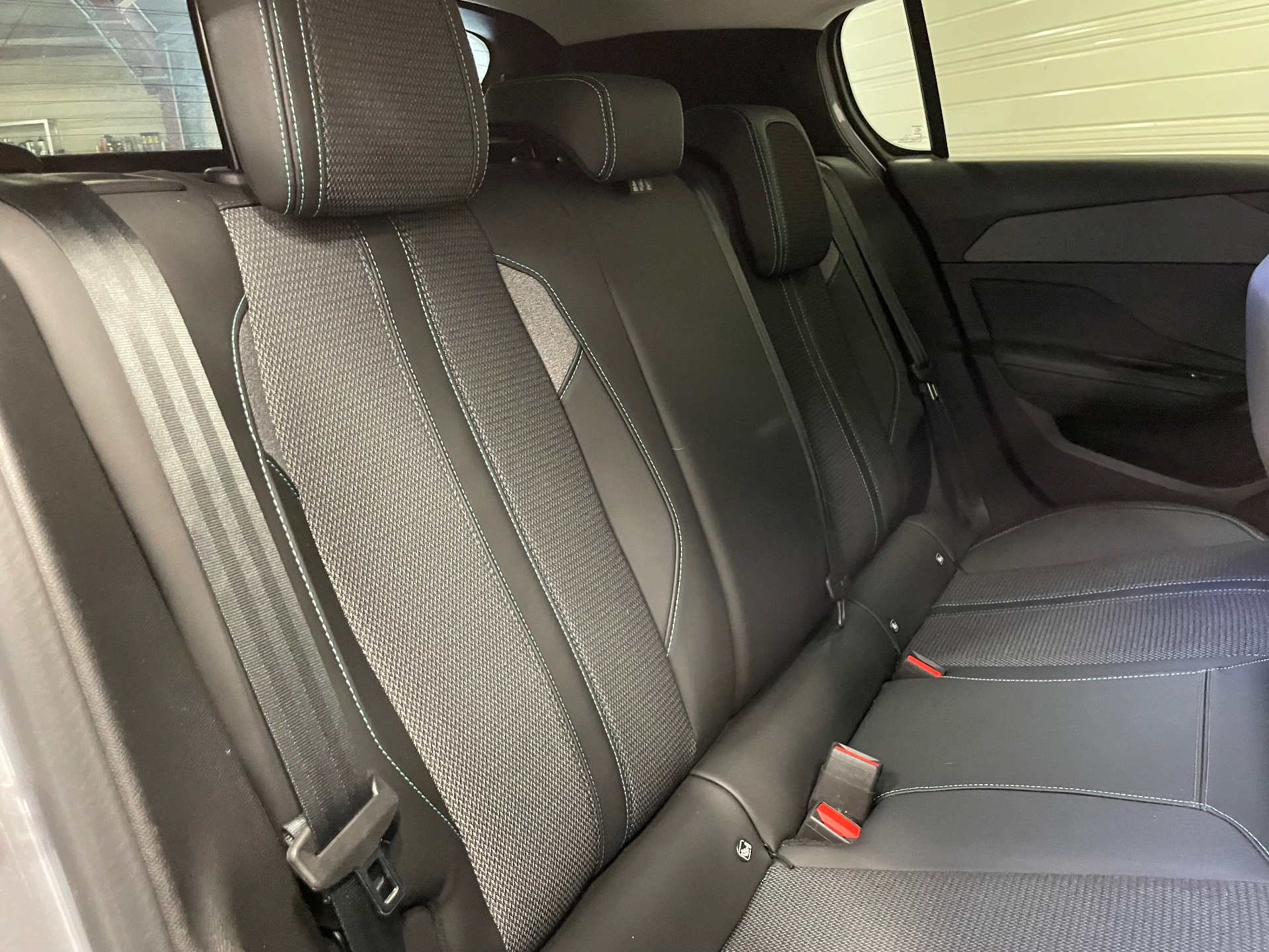 PEUGEOT 308 BlueHDi 130ch S&S EAT8 Allure