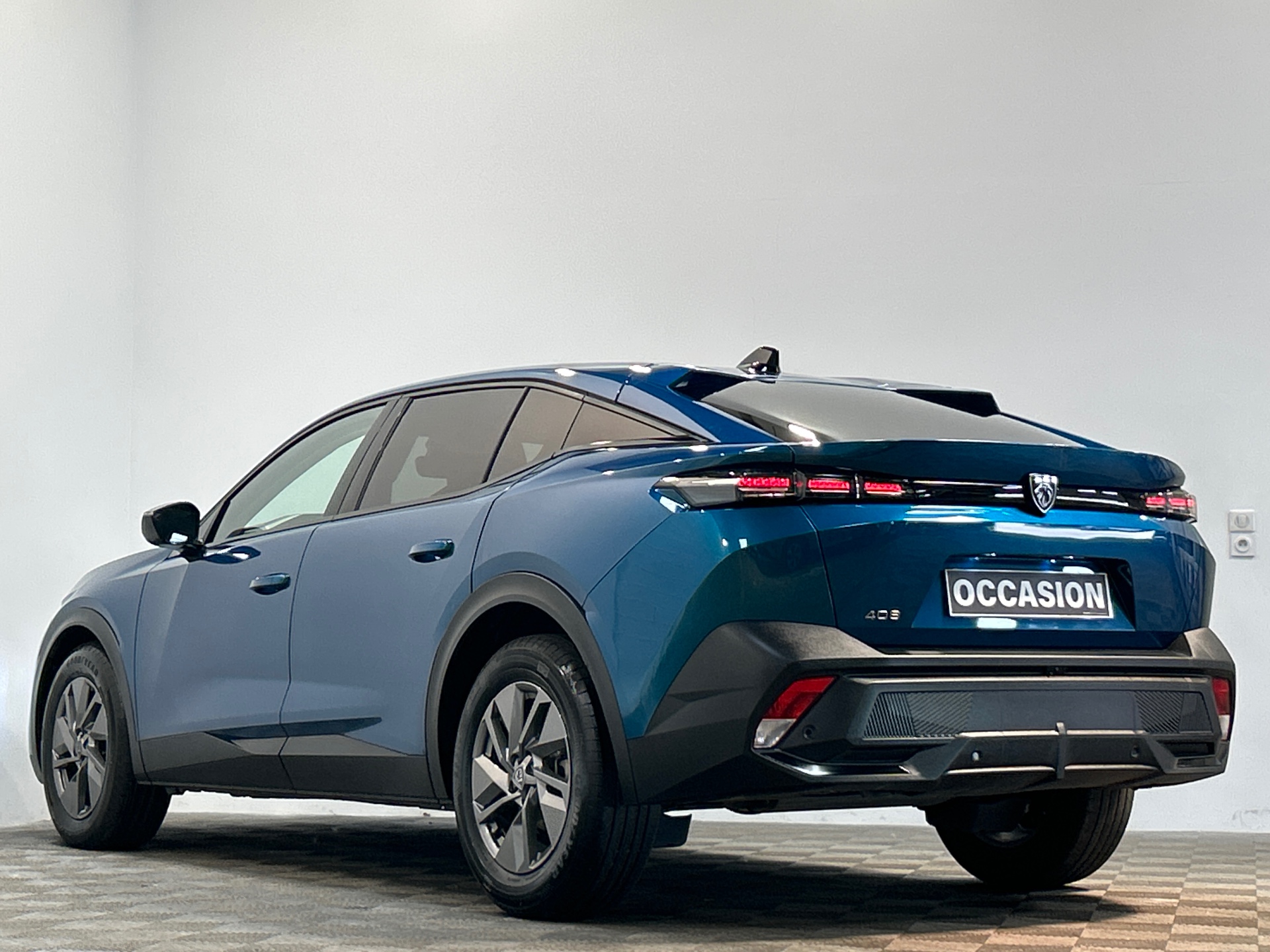 PEUGEOT 408 Allure Hybrid 145 ch e-DCS6