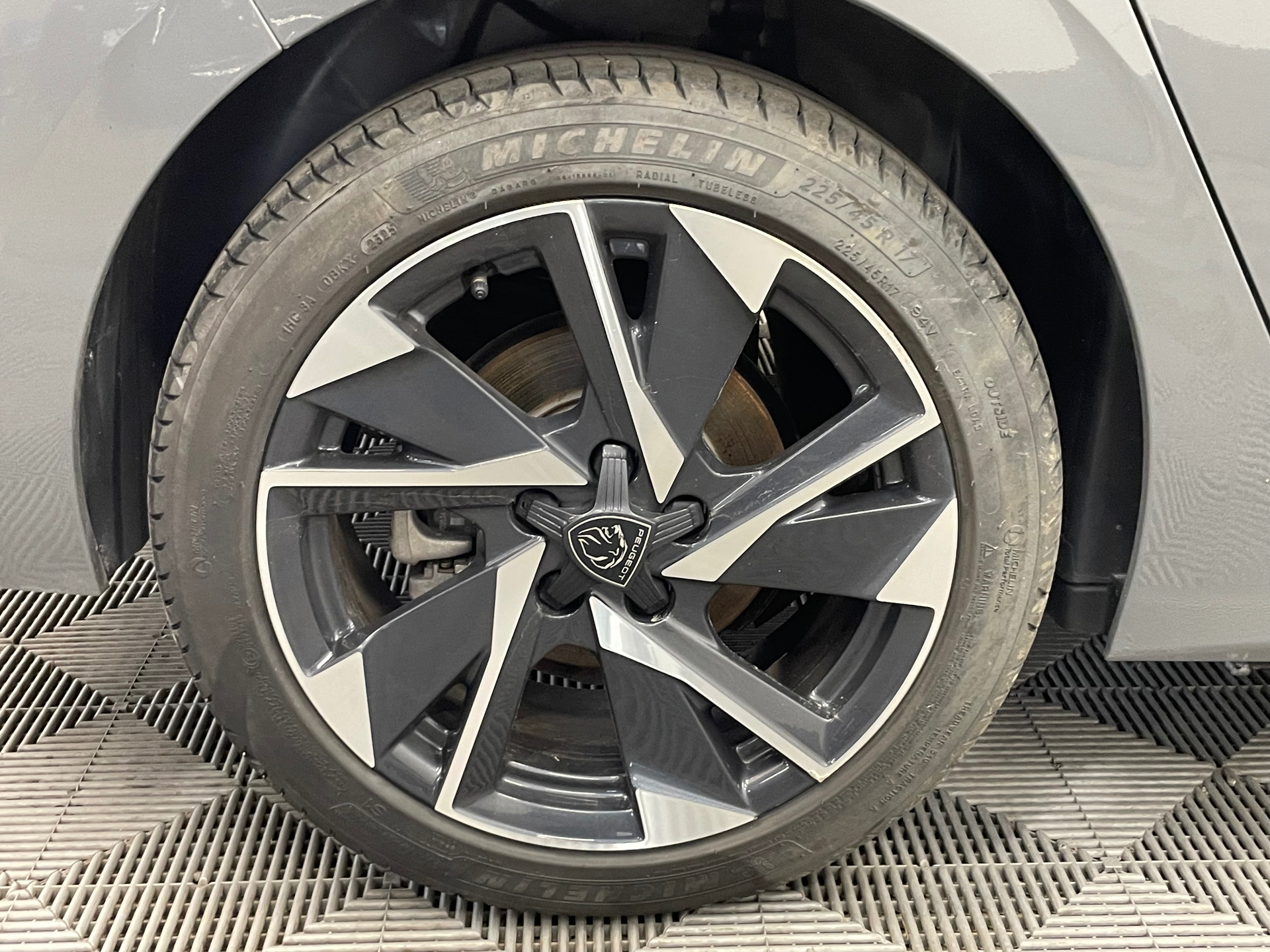 PEUGEOT 308 BlueHDi 130ch S&S EAT8 Allure