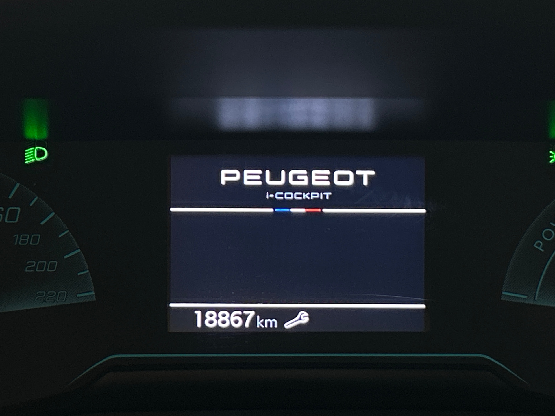 PEUGEOT 2008 Style Hybrid 145 ch e-DCS6
