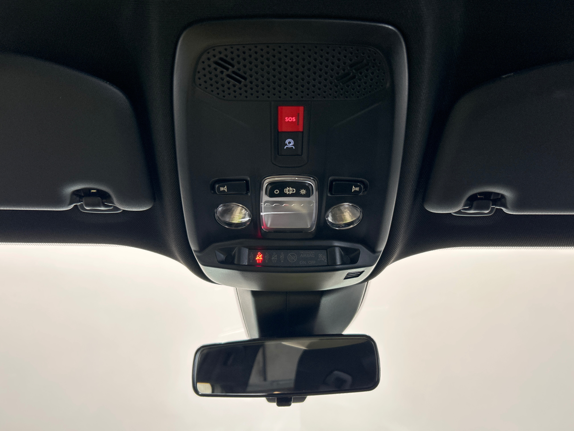 PEUGEOT 2008 Style Hybrid 145 ch e-DCS6