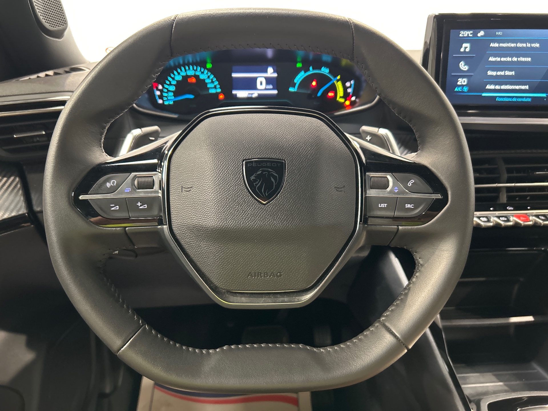 PEUGEOT 2008 Style Hybrid 145 ch e-DCS6