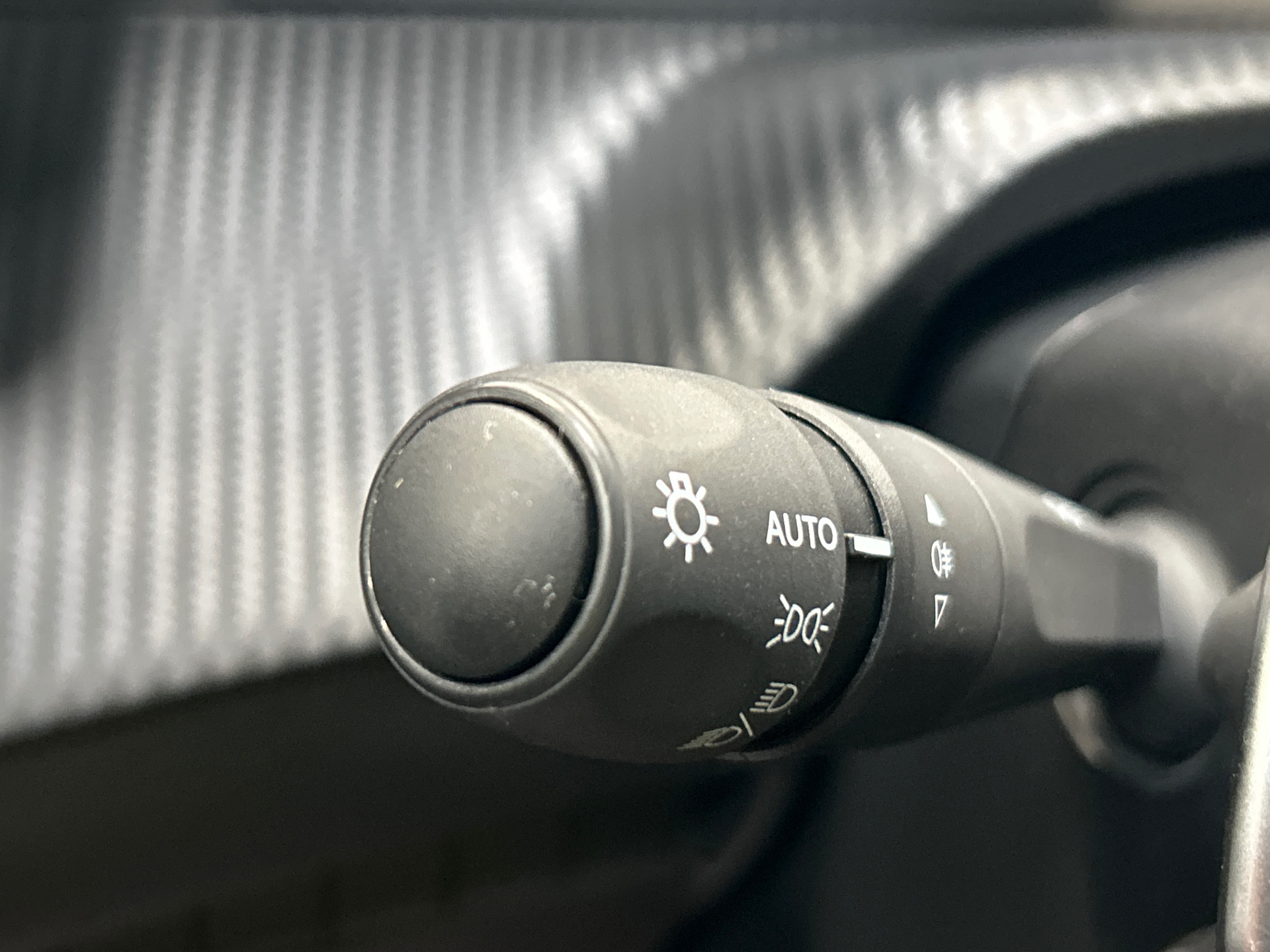 PEUGEOT 2008 Style Hybrid 145 ch e-DCS6
