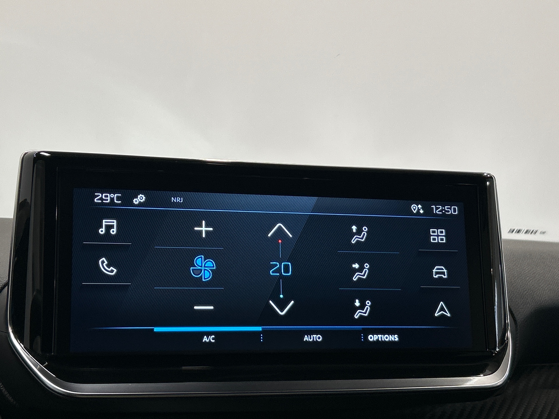 PEUGEOT 2008 Style Hybrid 145 ch e-DCS6