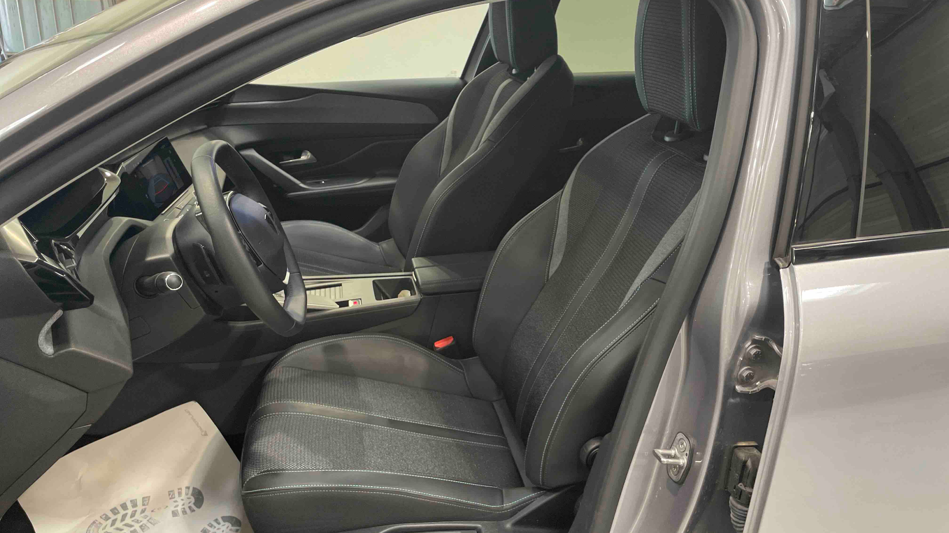 PEUGEOT 308 Allure BlueHDI 130 ch S&S EAT8