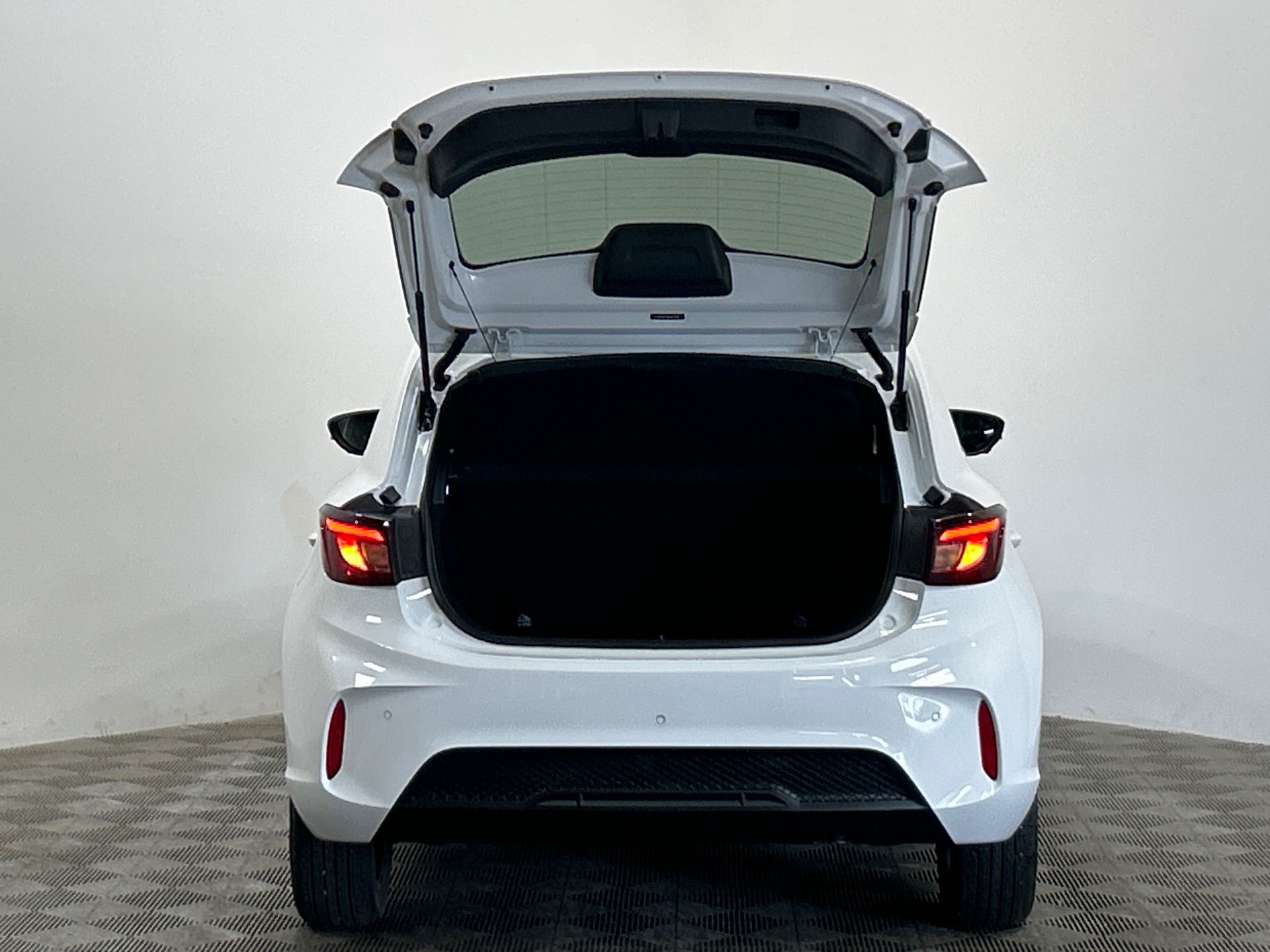 MG MG3 1.5 L Hybrid+ 195 ch Luxury