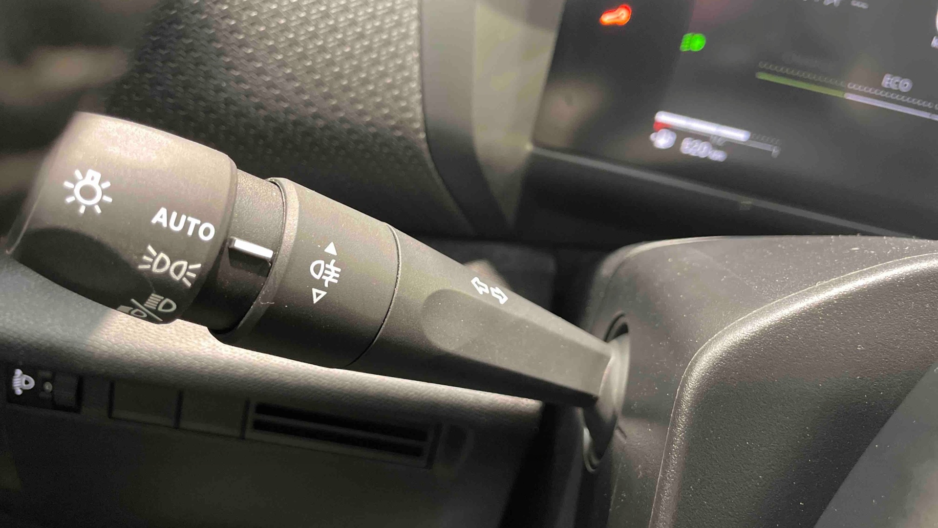 CITROEN C4 Hybride 145ch Edcs-6 MAX