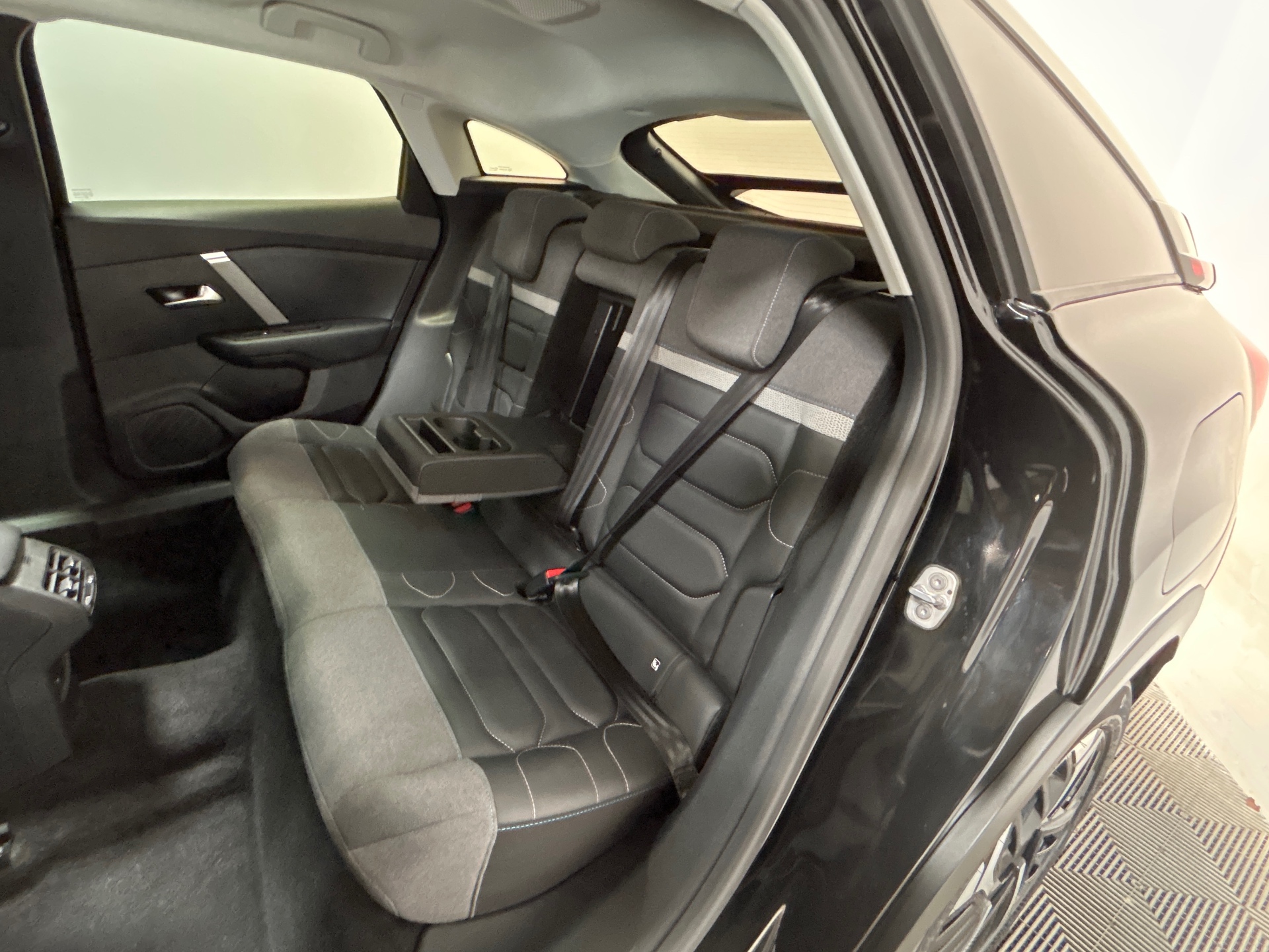 CITROEN C4 BlueHDi 130ch EAT8 MAX