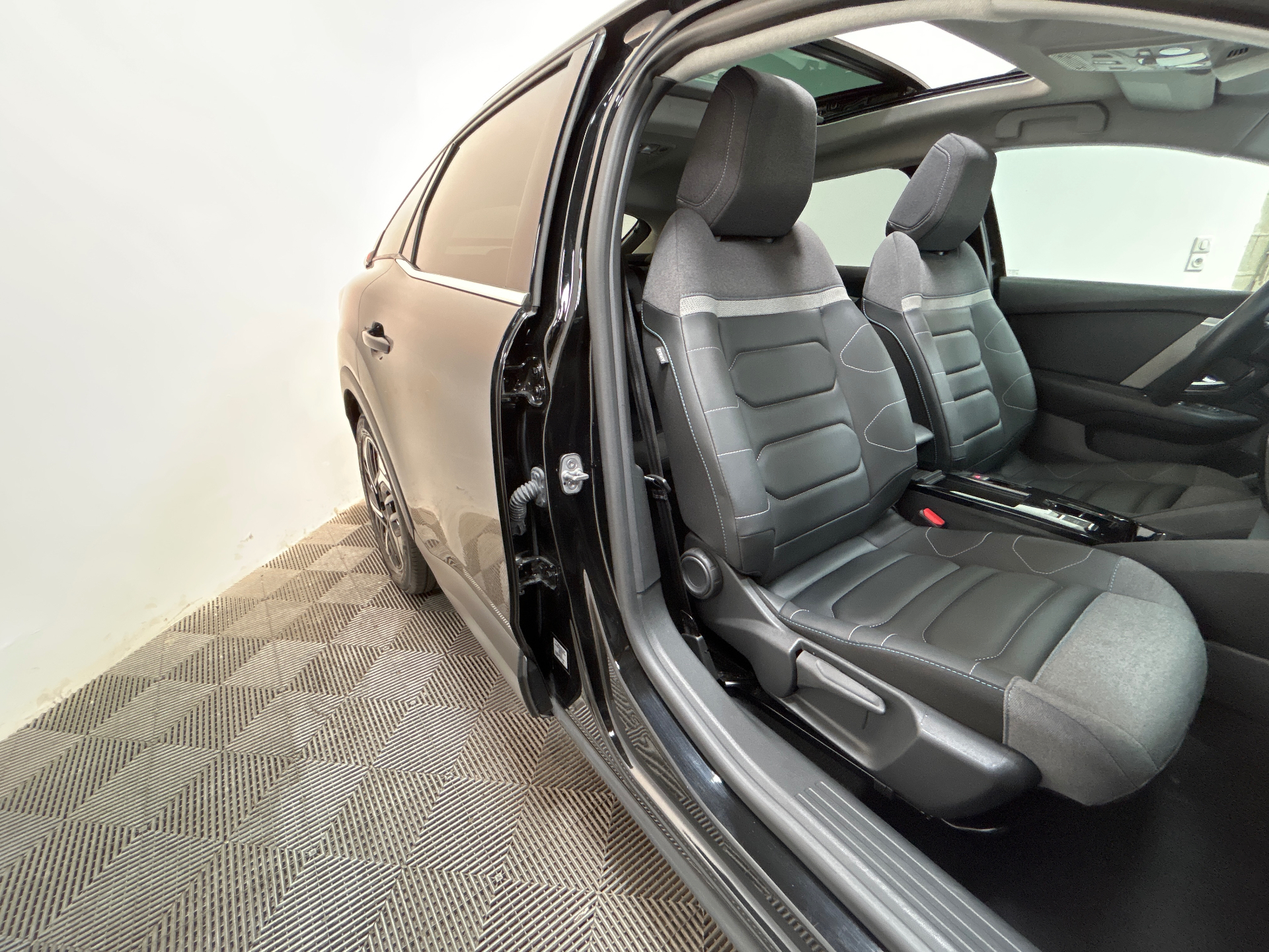 CITROEN C4 BlueHDi 130ch EAT8 MAX