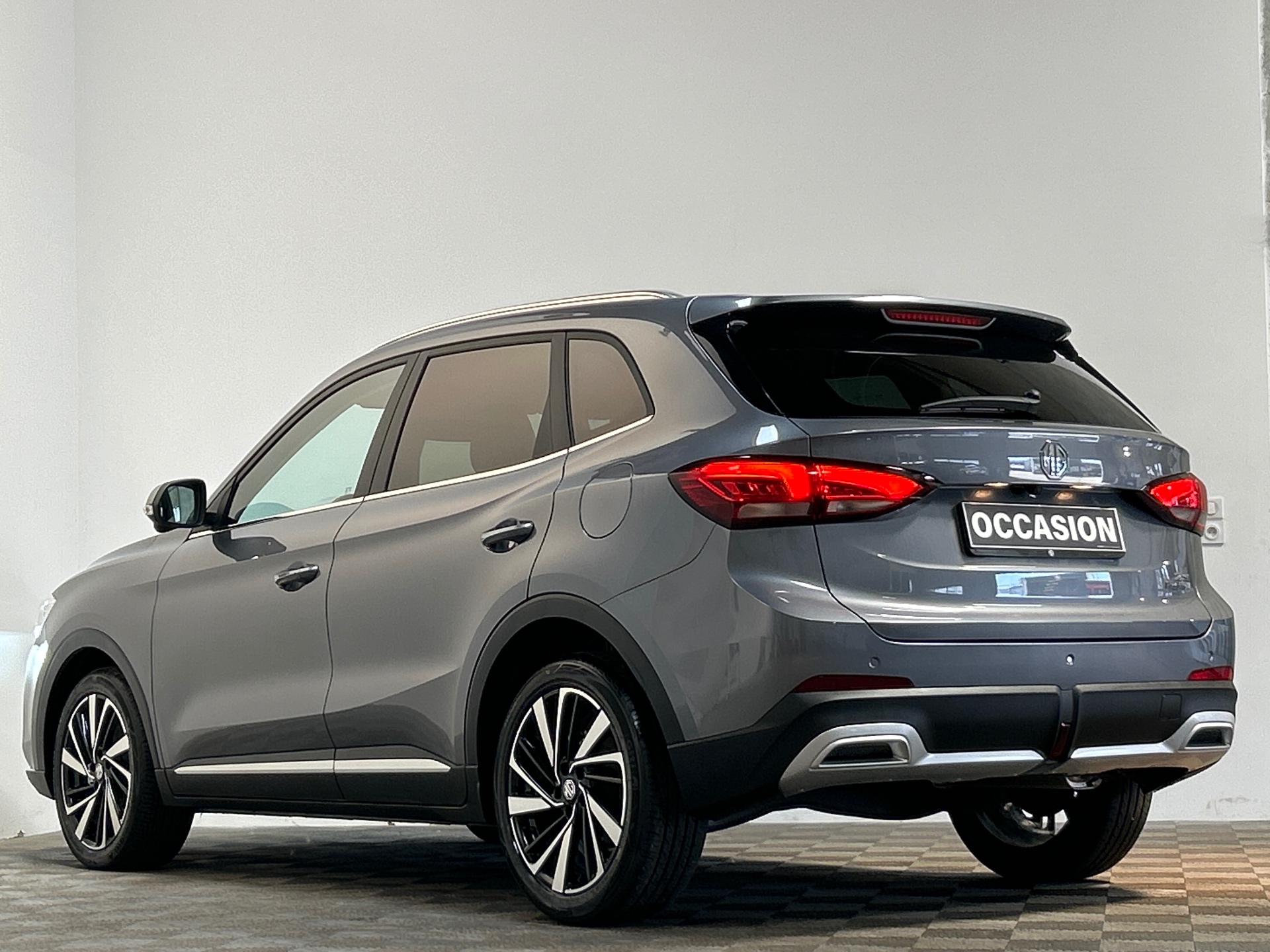 MG ZS 1.5 L Hybrid+ 197 ch Luxury