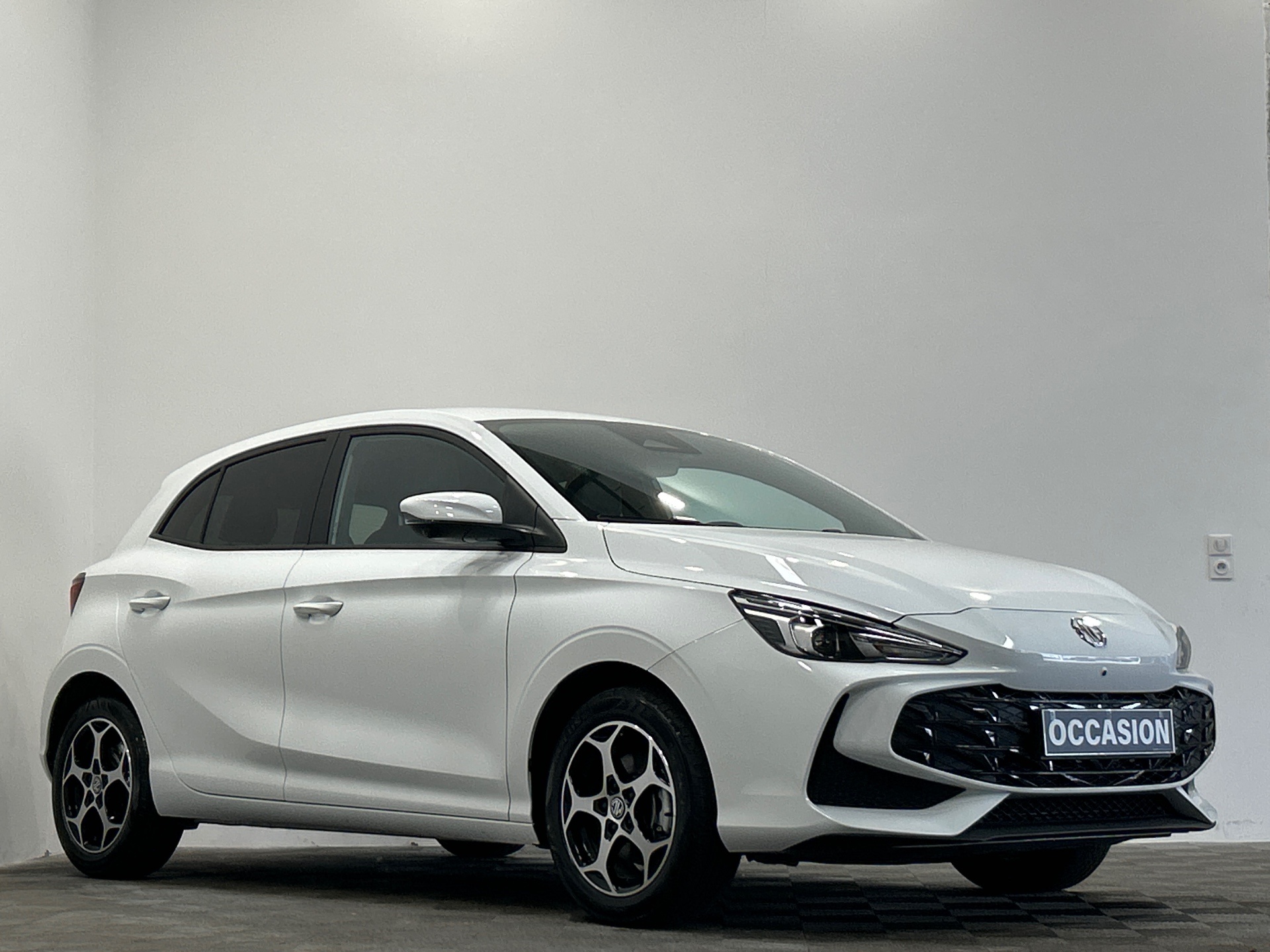 MG MG3 1.5 L Hybrid+ 195 ch Luxury