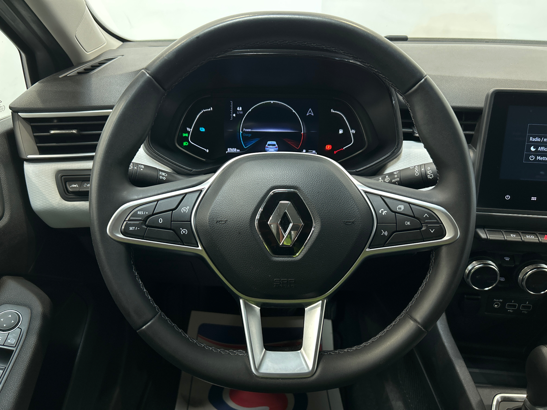 RENAULT CLIO V E-Tech full hybrid 145 Evolution
