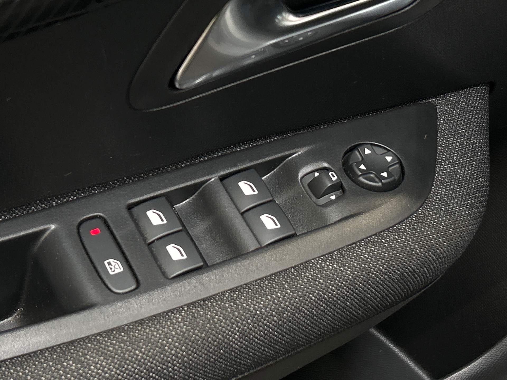 PEUGEOT 208 Style 100 ch BVM6