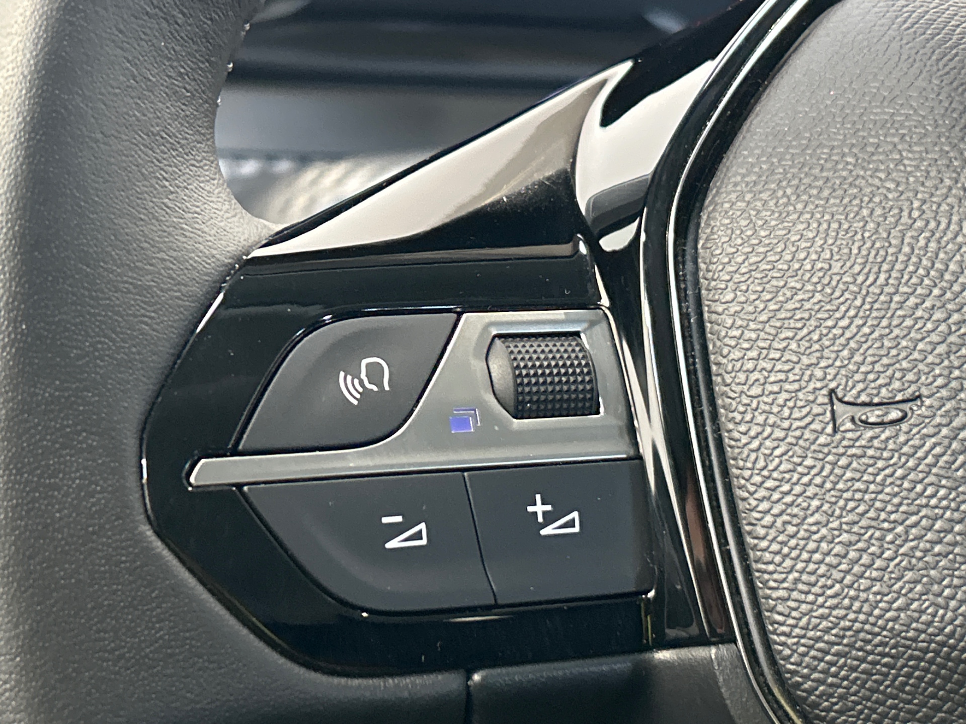 PEUGEOT 208 Style 100 ch BVM6