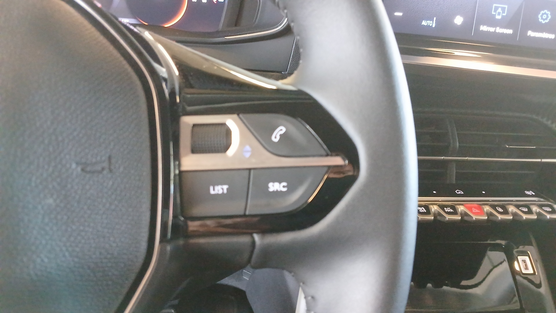 PEUGEOT 208 Allure 100 ch BVM6