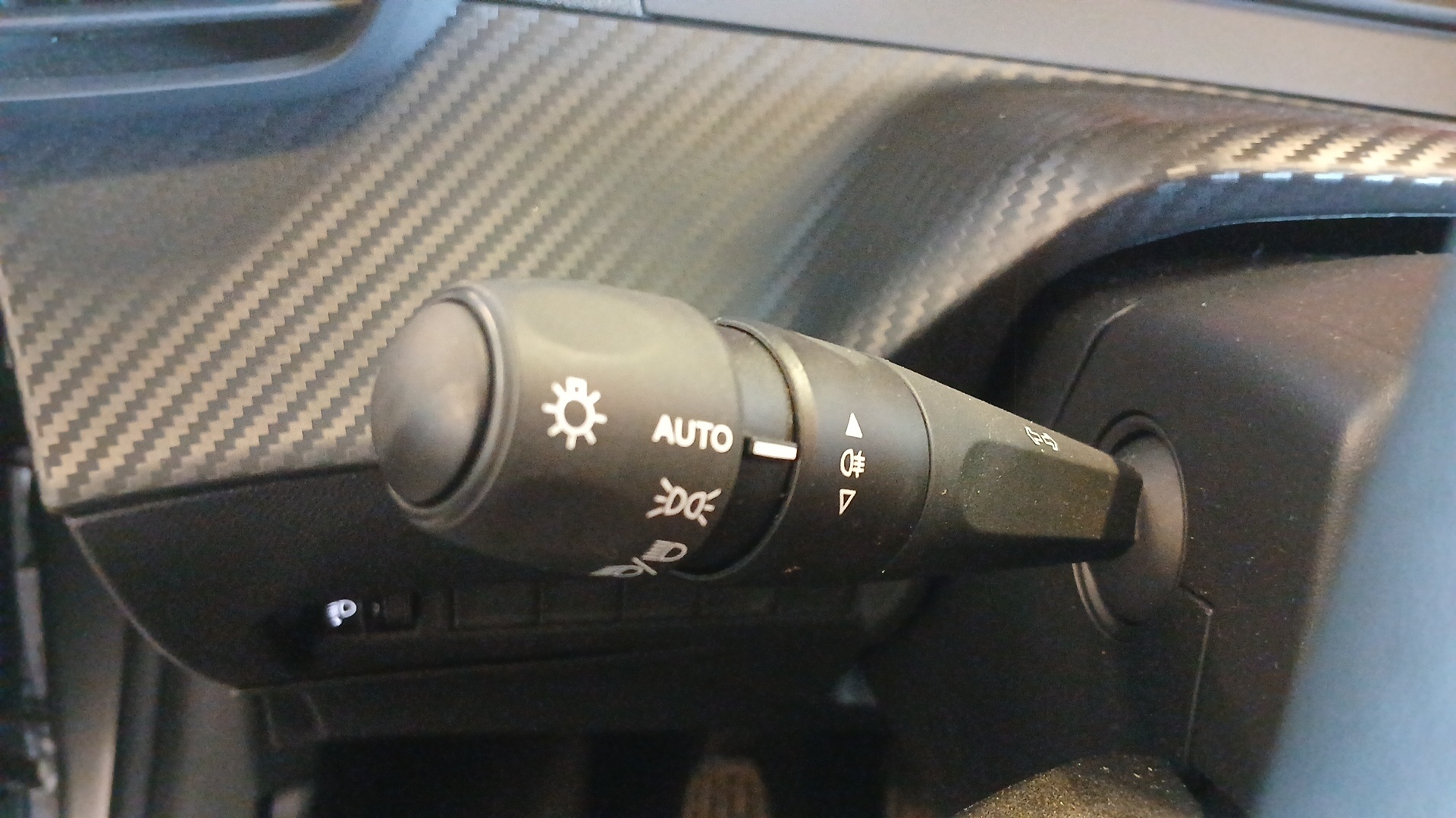 PEUGEOT 208 Style 100 ch BVM6