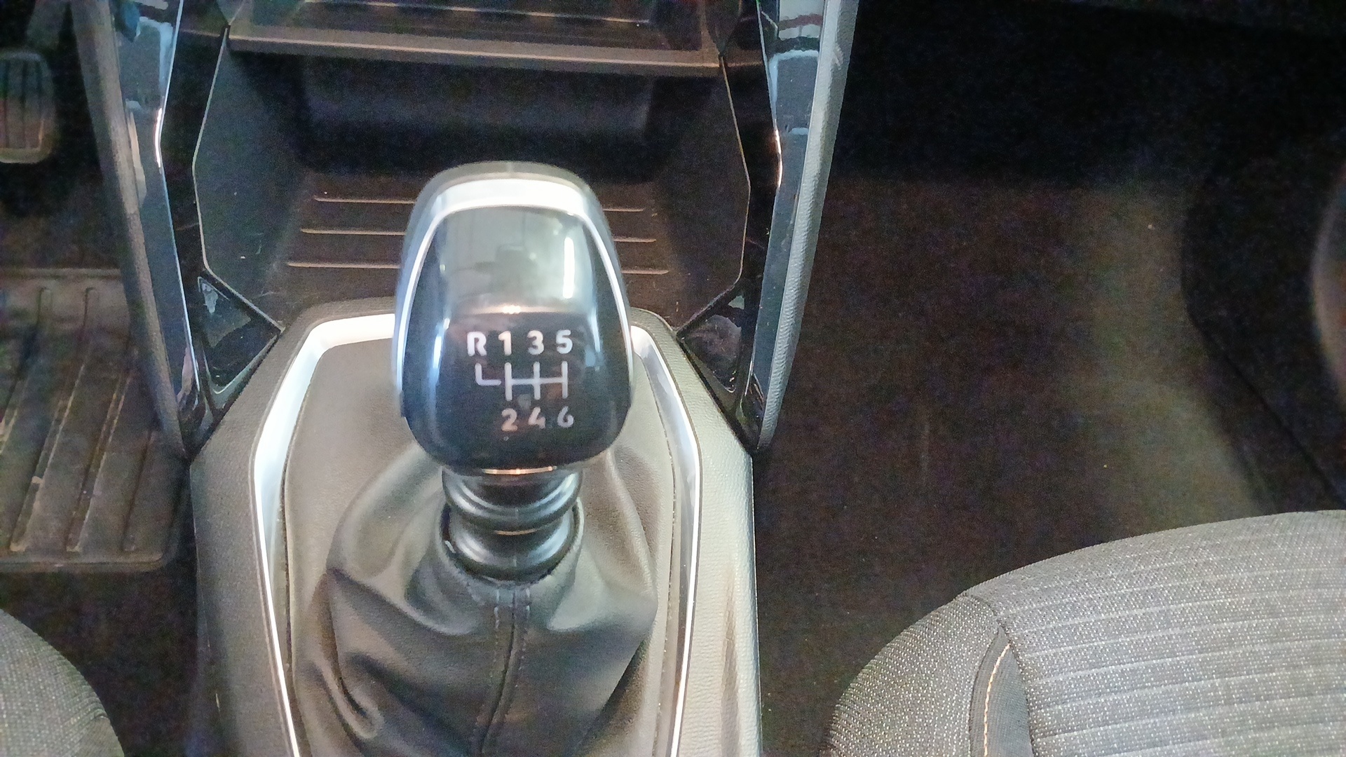 PEUGEOT 208 Style 100 ch BVM6