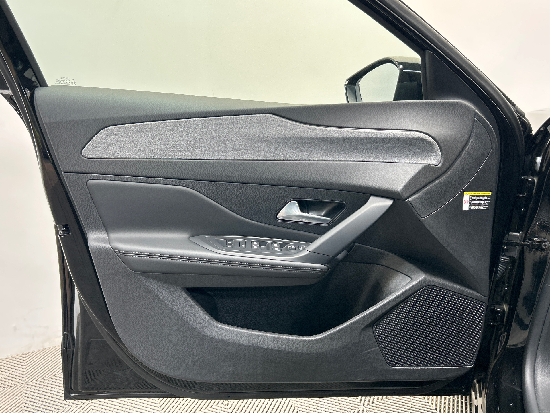 PEUGEOT 308 Allure Hybrid 145 ch e-DCS6