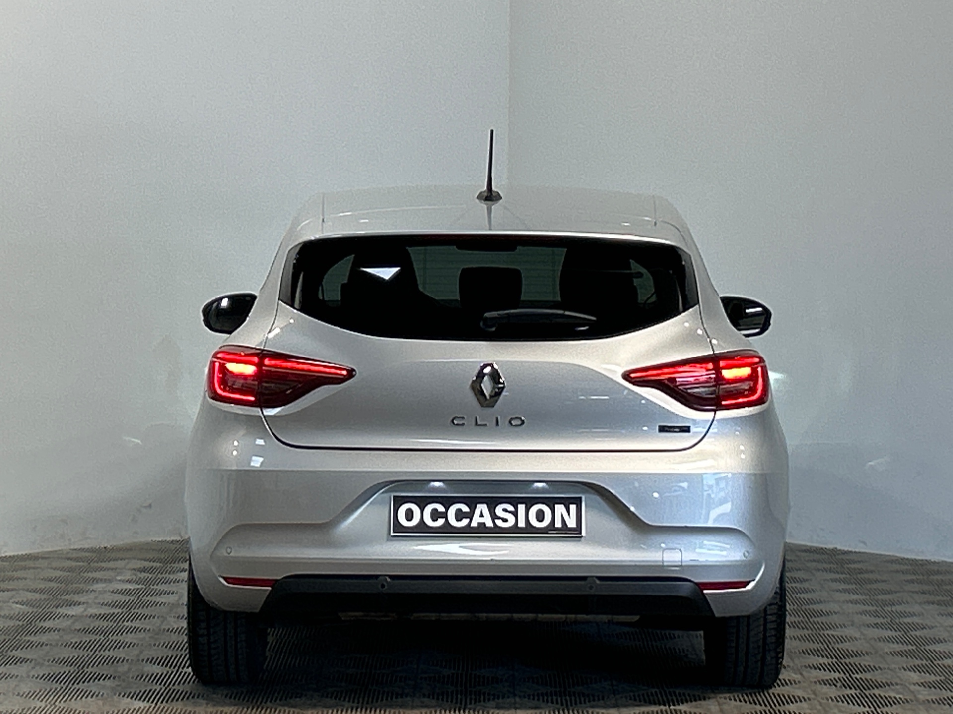 RENAULT CLIO V E-Tech full hybrid 145 Evolution
