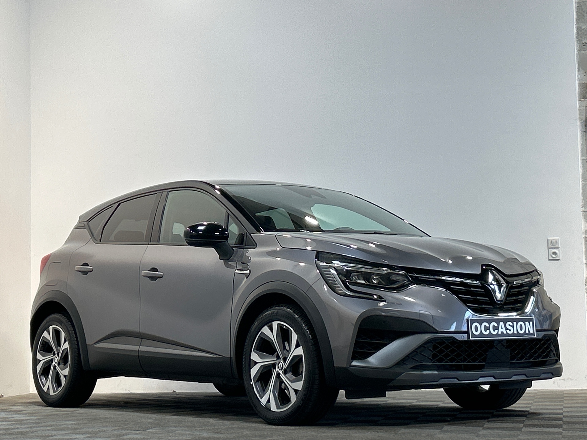 RENAULT CAPTUR R.S. line mild hybrid 160 EDC