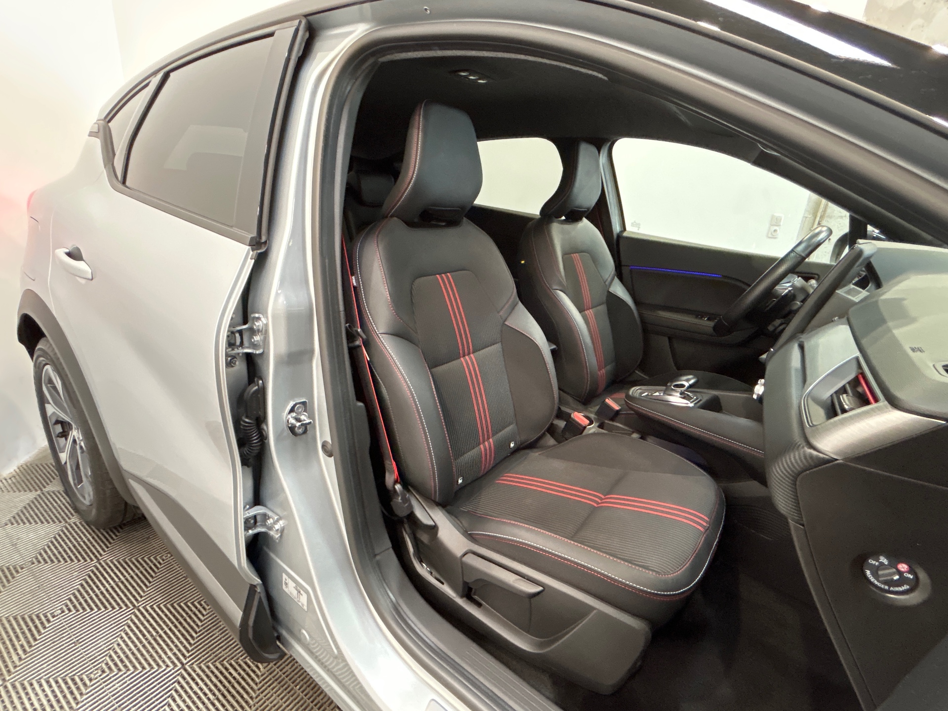 RENAULT CAPTUR R.S. line mild hybrid 160 EDC
