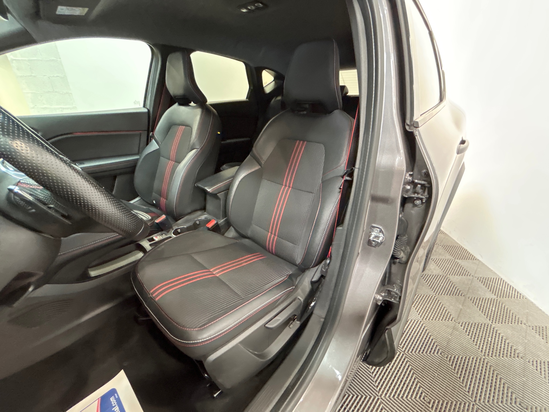 RENAULT CAPTUR R.S. line mild hybrid 160 EDC