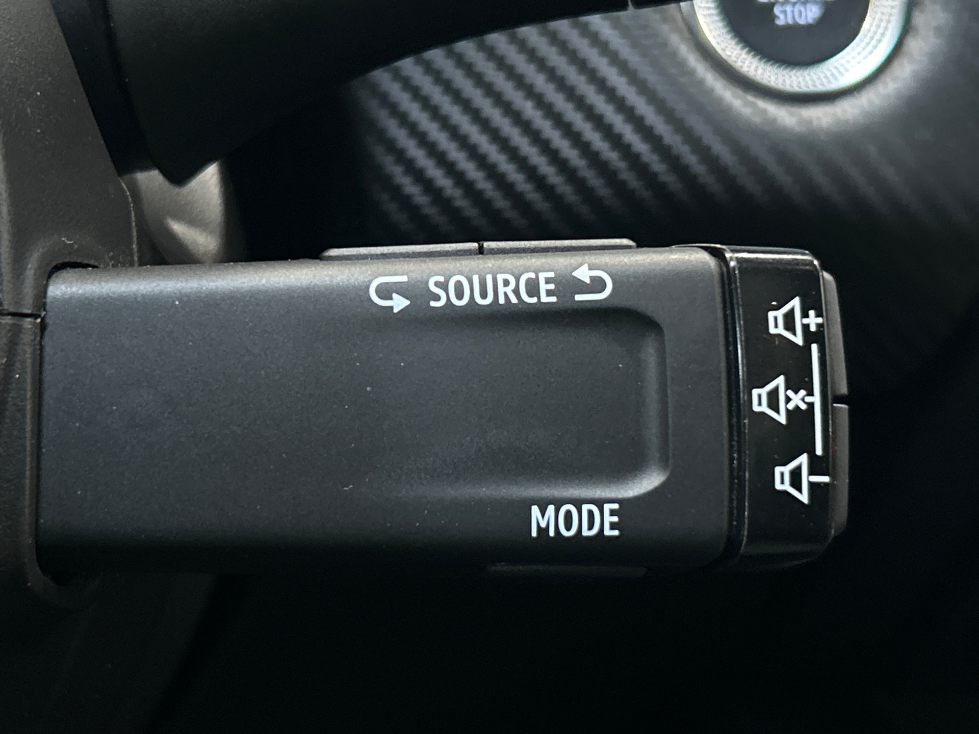 RENAULT CAPTUR R.S. line mild hybrid 160 EDC