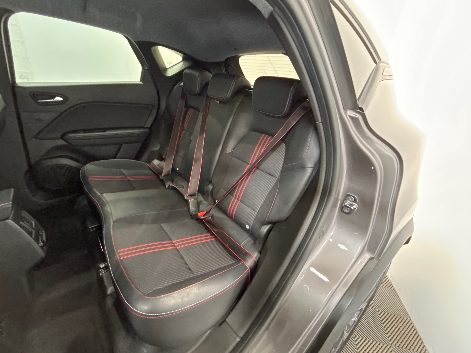 RENAULT CAPTUR R.S. line mild hybrid 160 EDC