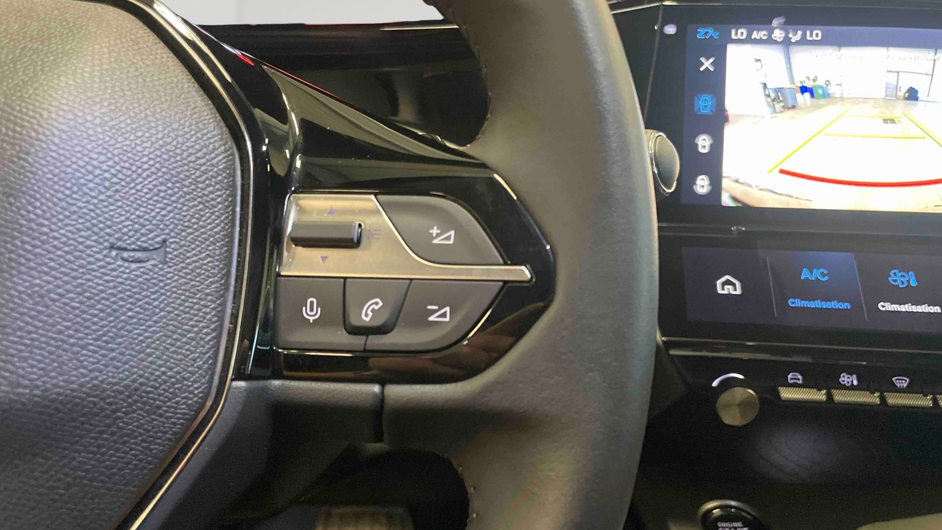 PEUGEOT 408 Allure Hybrid 145 ch e-DCS6