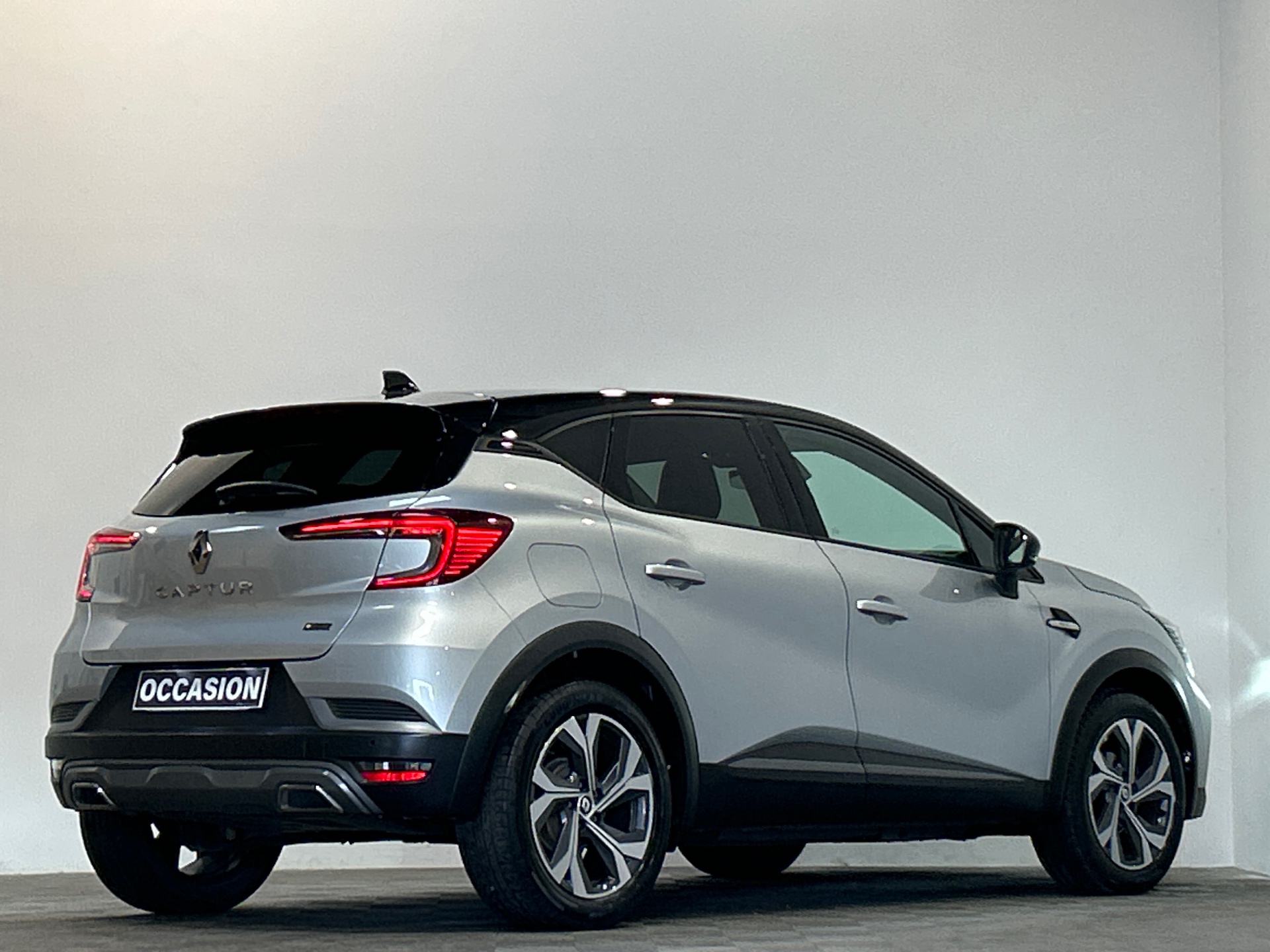 RENAULT CAPTUR R.S. line mild hybrid 160 EDC