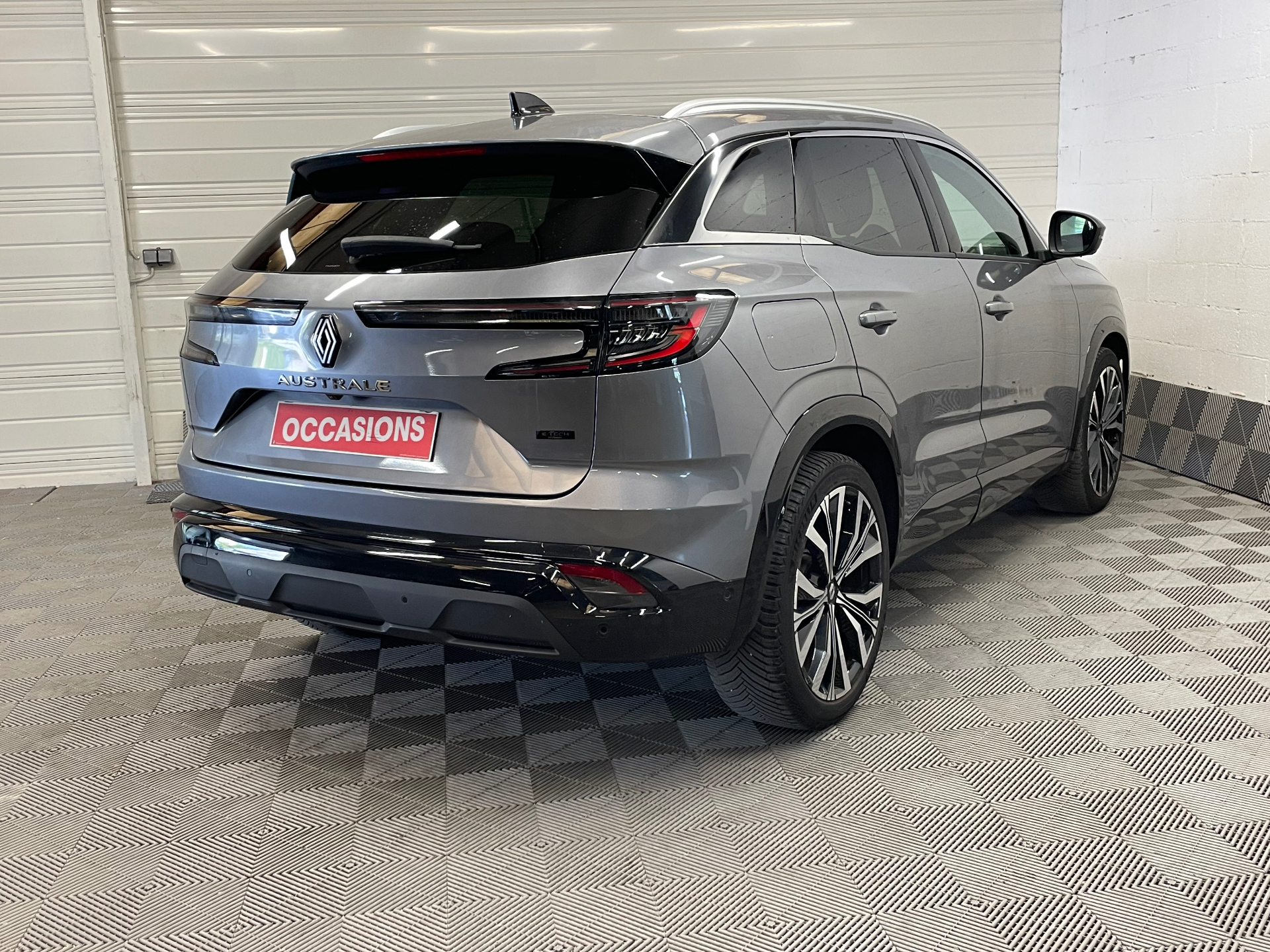 RENAULT AUSTRAL E-Tech hybrid 200 Iconic