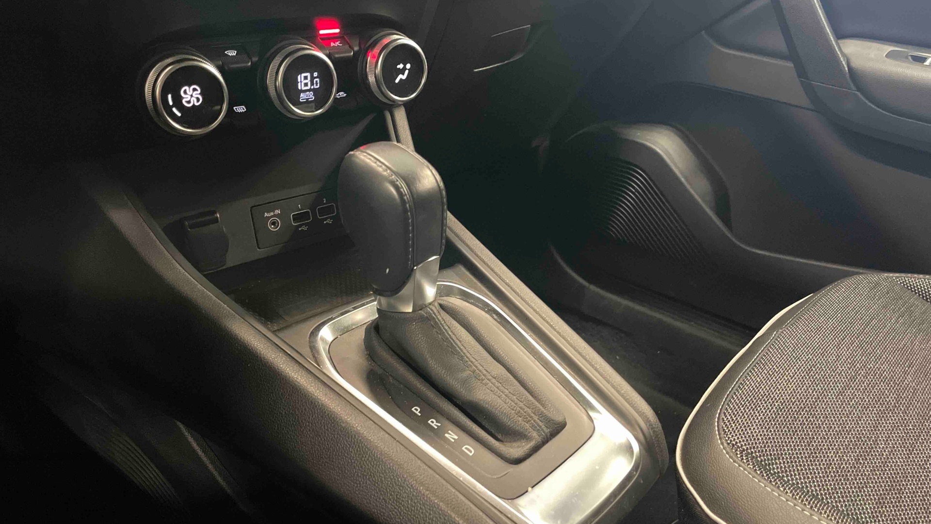 RENAULT CAPTUR techno mild hybrid 160 EDC