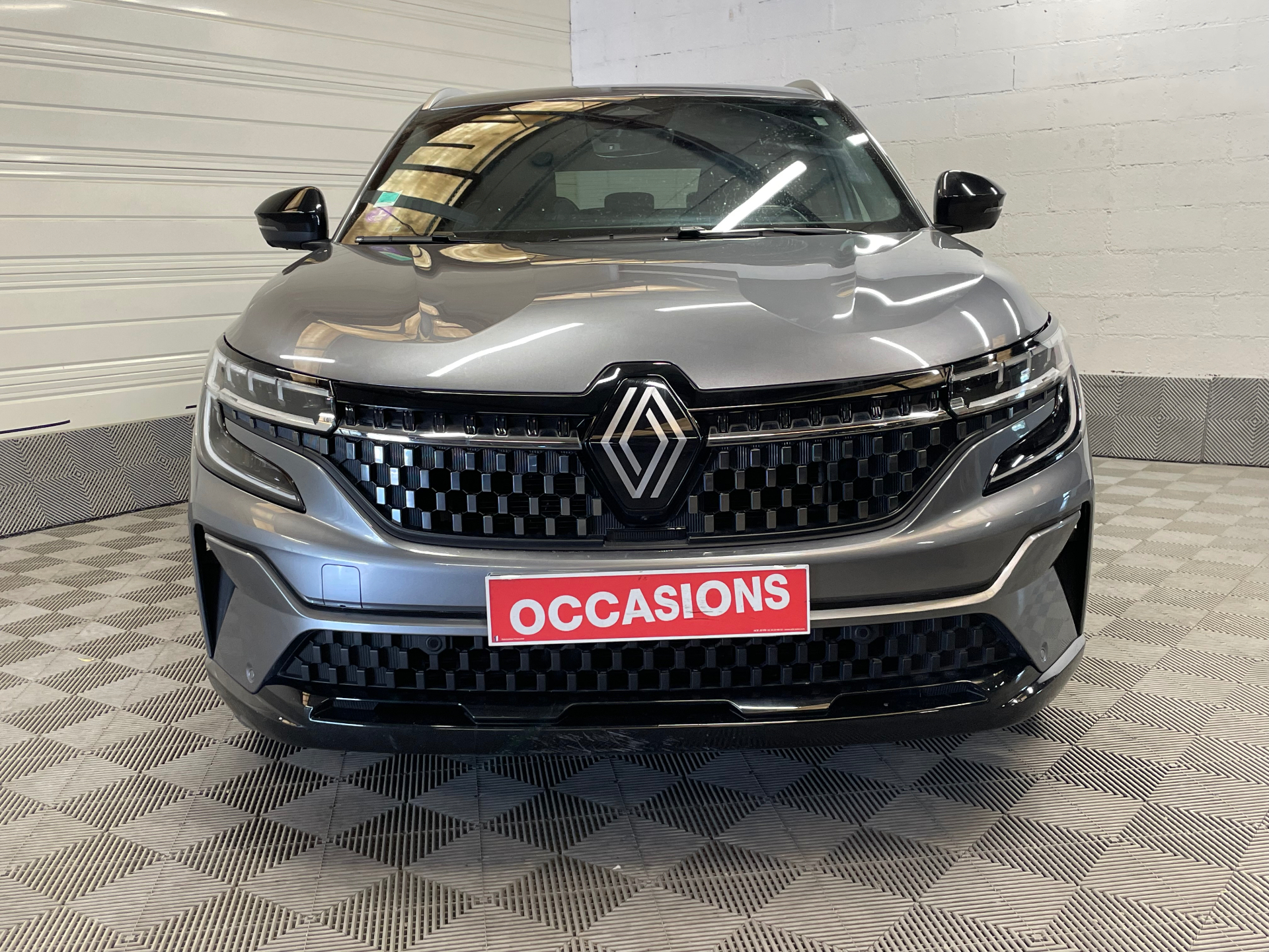 RENAULT AUSTRAL E-Tech hybrid 200 Iconic
