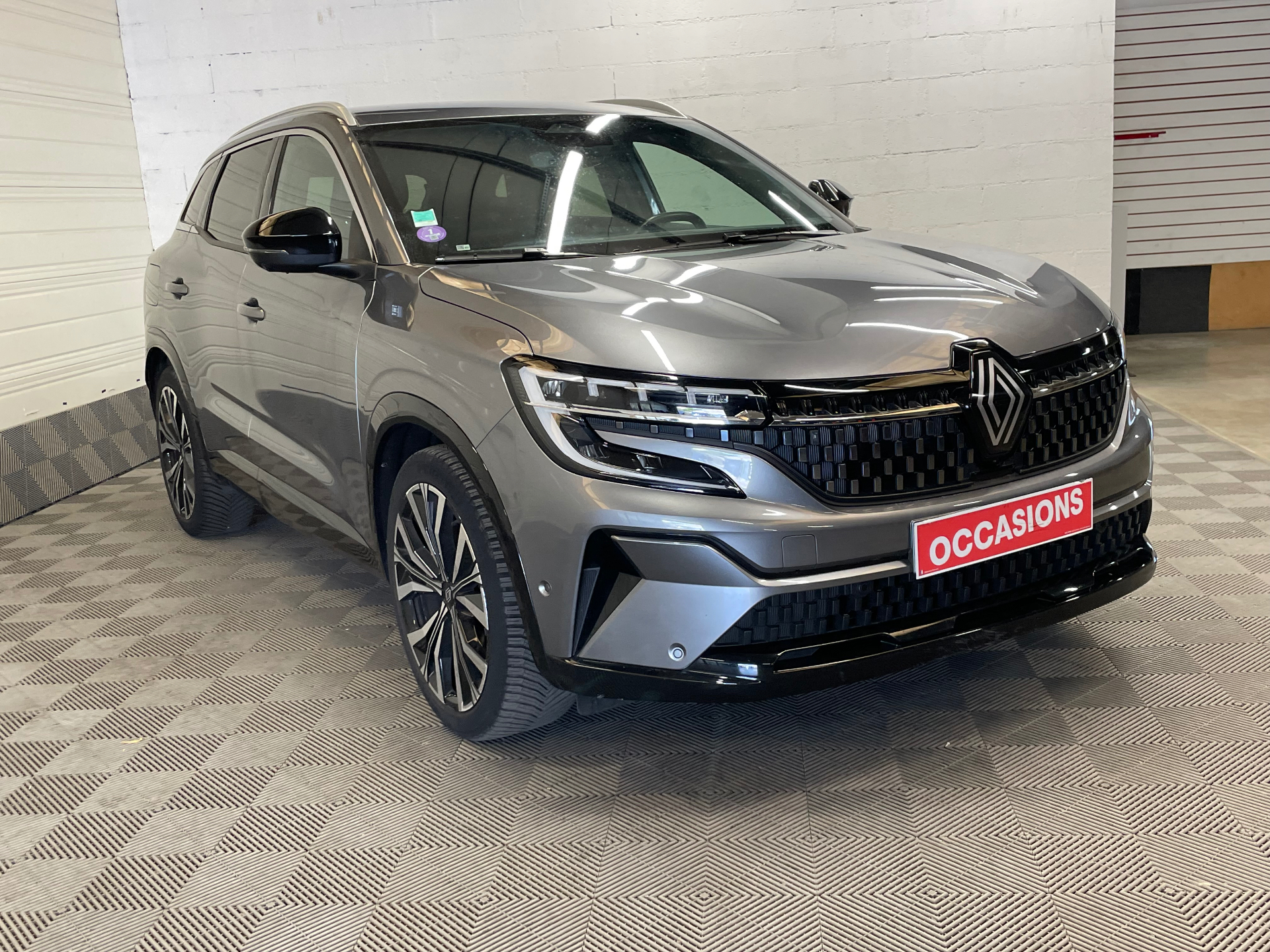 RENAULT AUSTRAL E-Tech hybrid 200 Iconic