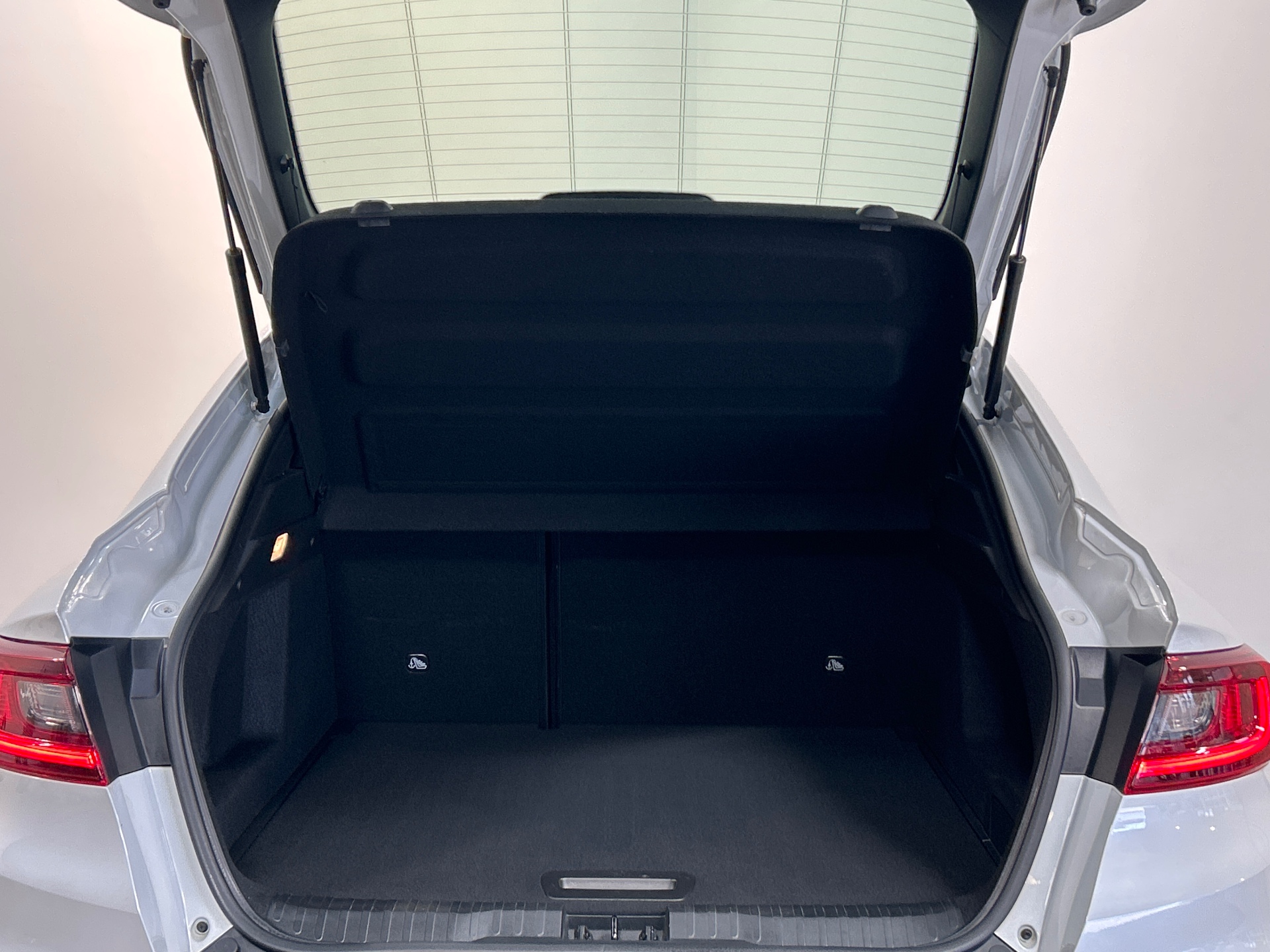 RENAULT ARKANA E-Tech 145 - 21B R.S. Line