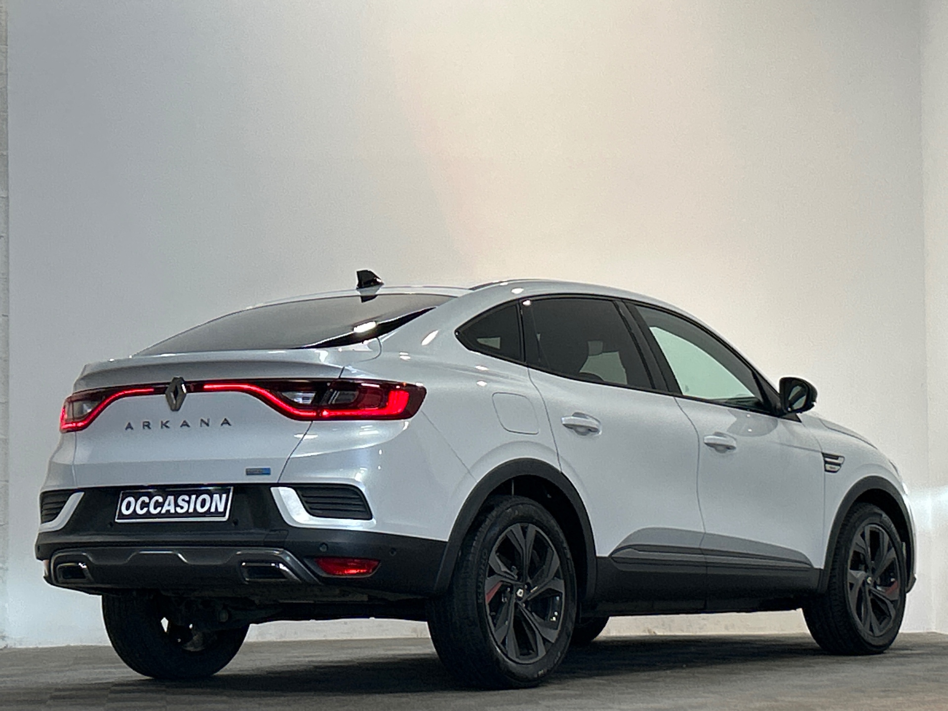 RENAULT ARKANA E-Tech 145 - 21B R.S. Line