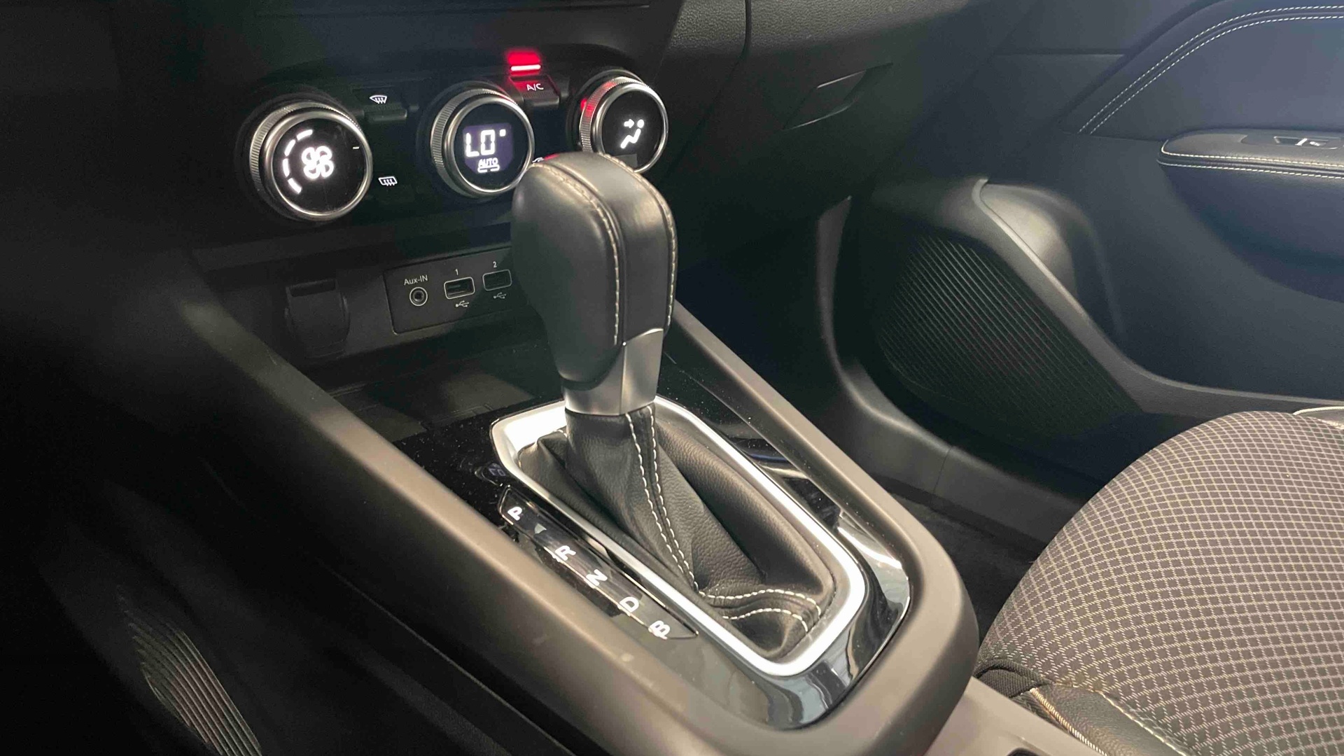 RENAULT ARKANA E-Tech hybride 145 - 22 Techno