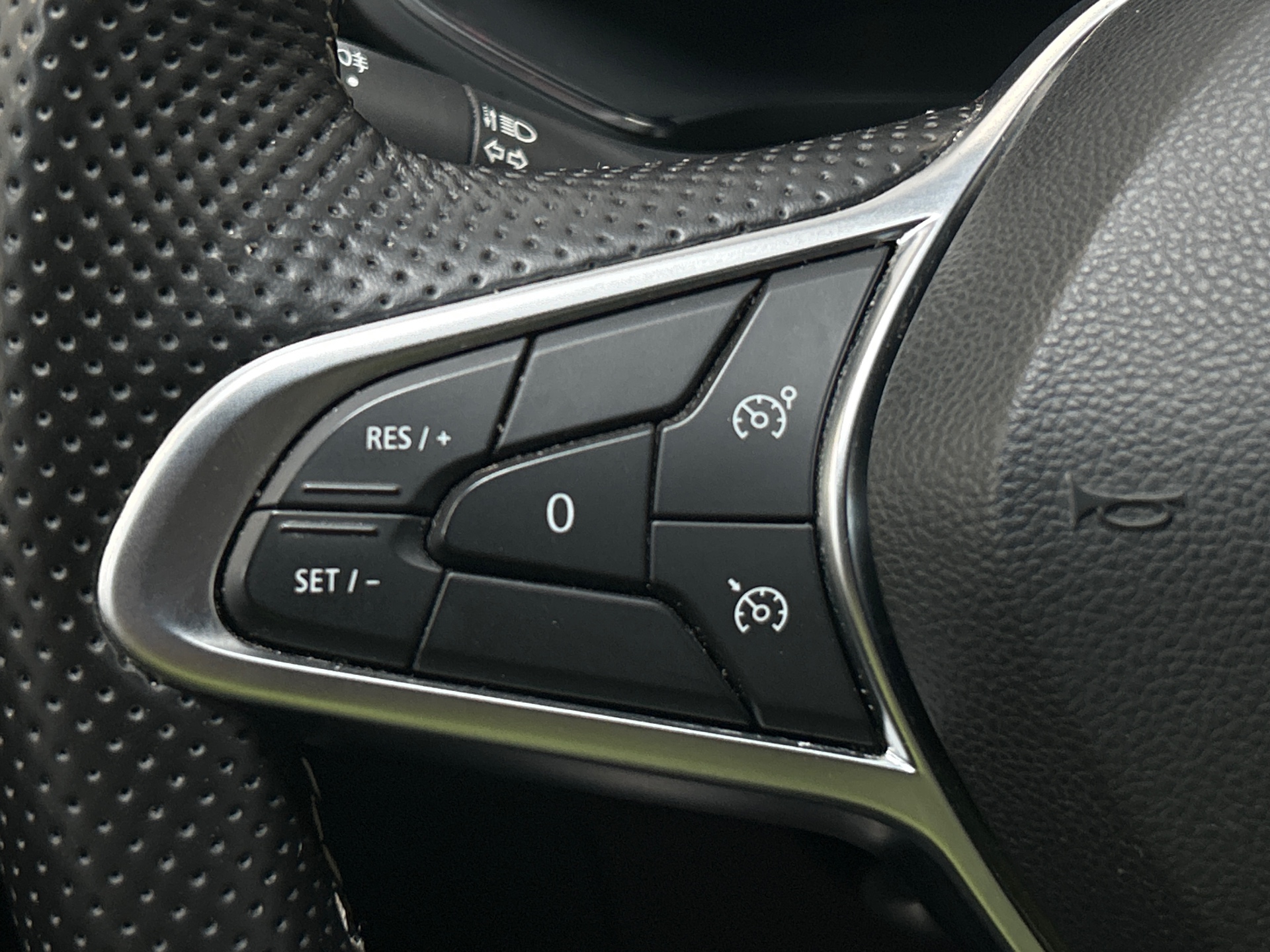 RENAULT CAPTUR E-Tech hybride rechargeable 160 Engineered
