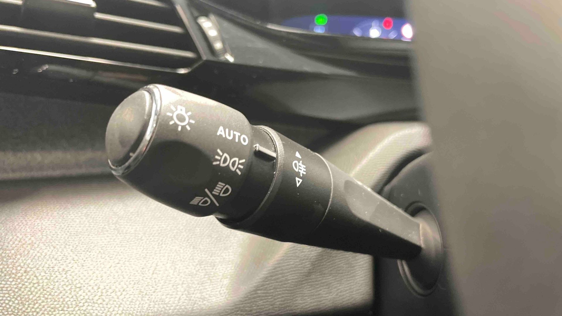 PEUGEOT 308 Allure BlueHDI 130 ch S&S EAT8