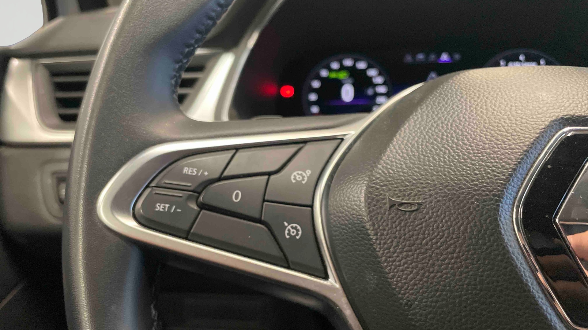 RENAULT CAPTUR techno mild hybrid 160 EDC