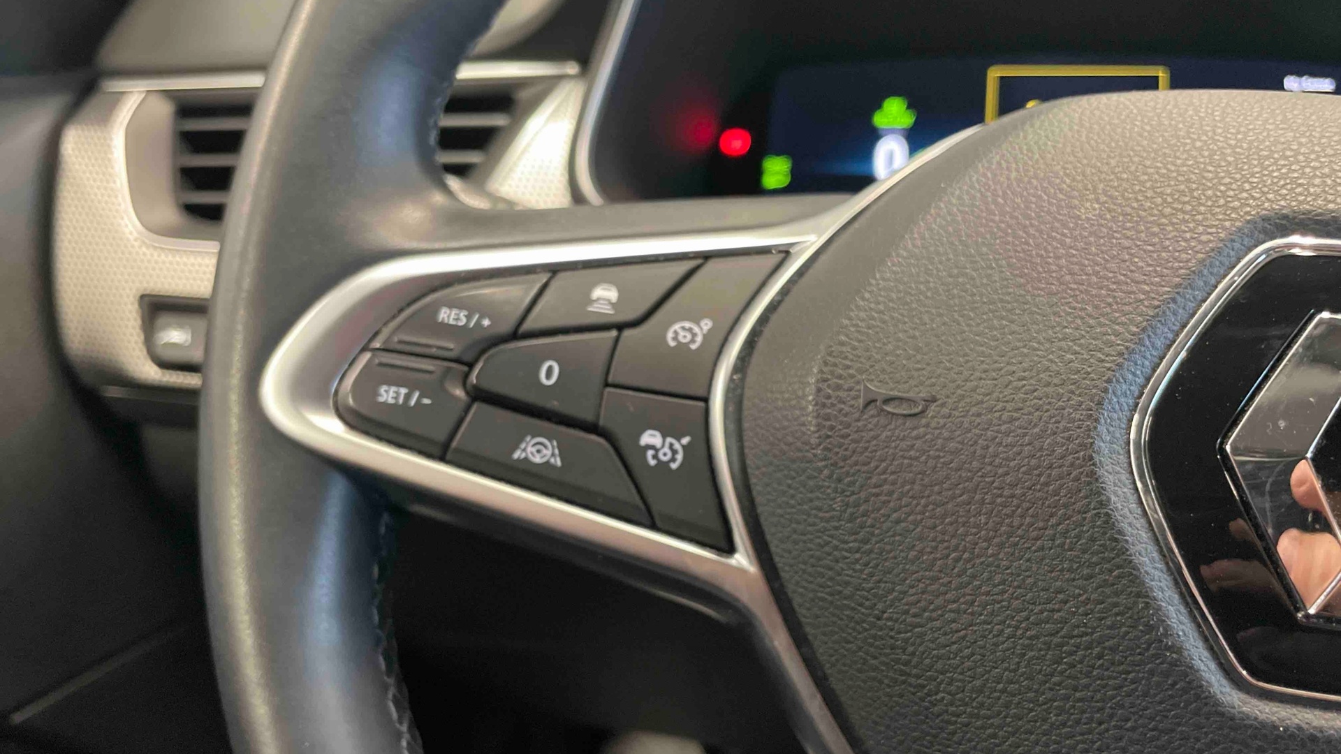 RENAULT ARKANA E-Tech hybride 145 - 22 Techno