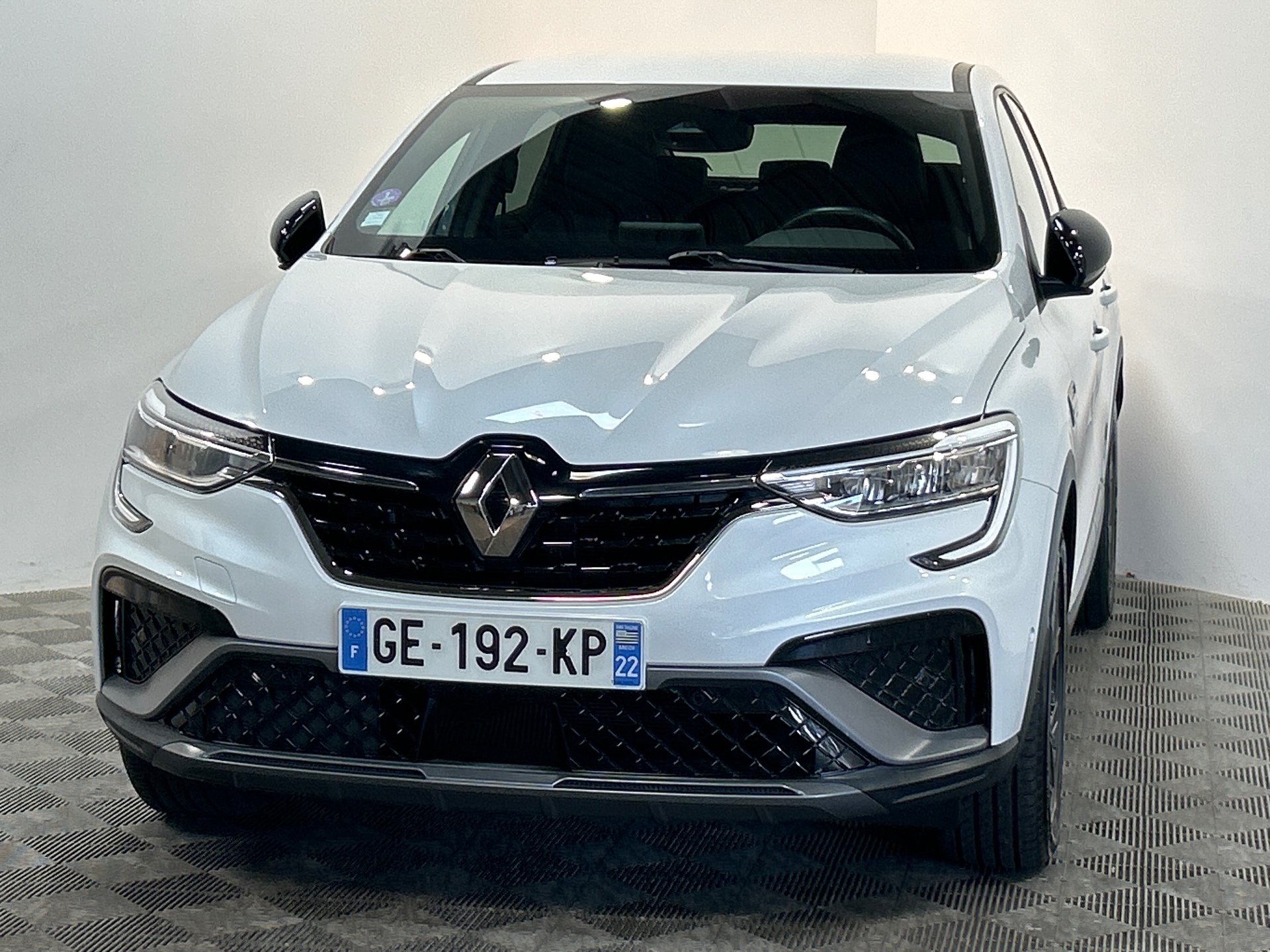 RENAULT ARKANA E-Tech 145 - 21B R.S. Line