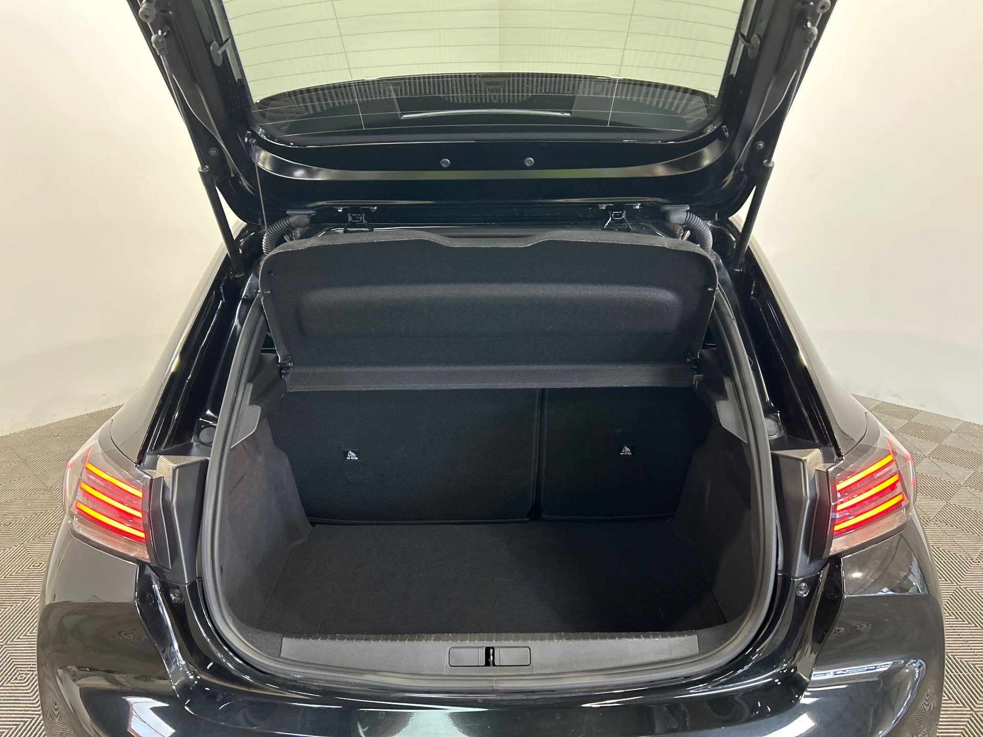 PEUGEOT 208 Allure 100 ch BVM6