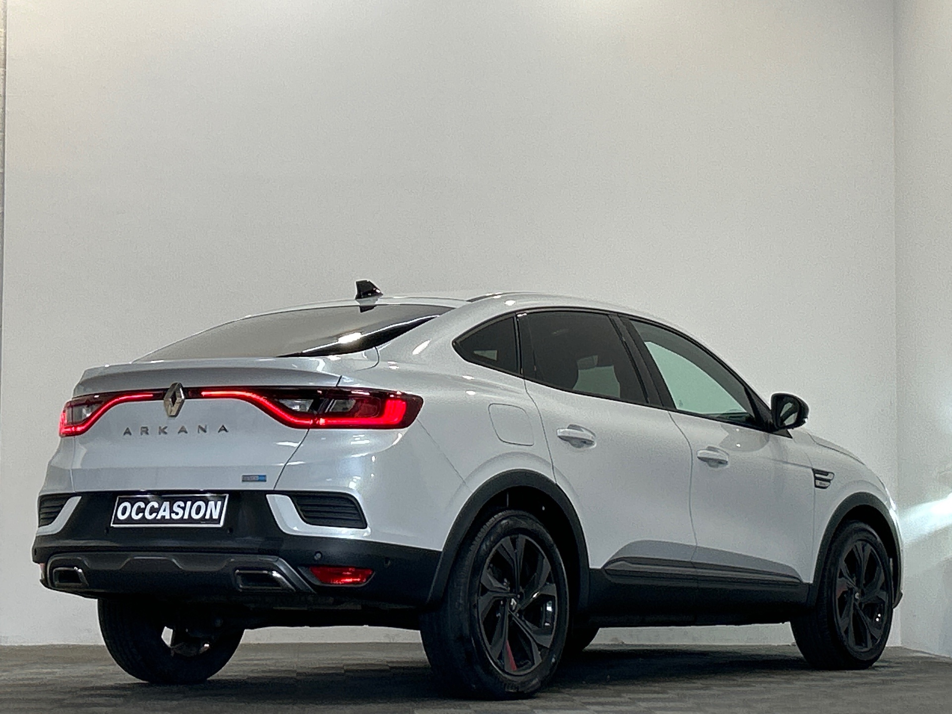 RENAULT ARKANA E-Tech 145 - 21B R.S. Line