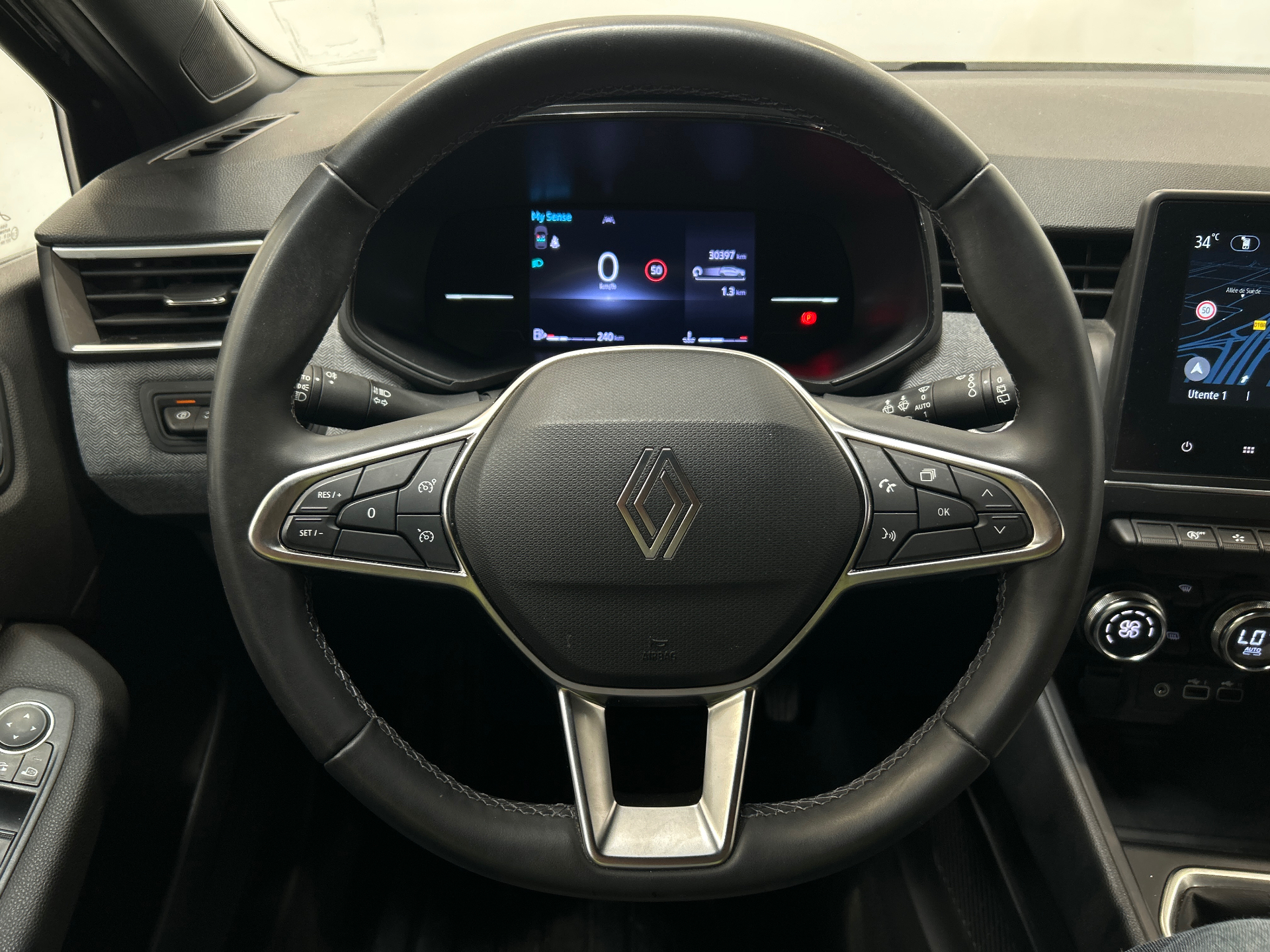 RENAULT CLIO V techno 90 tce