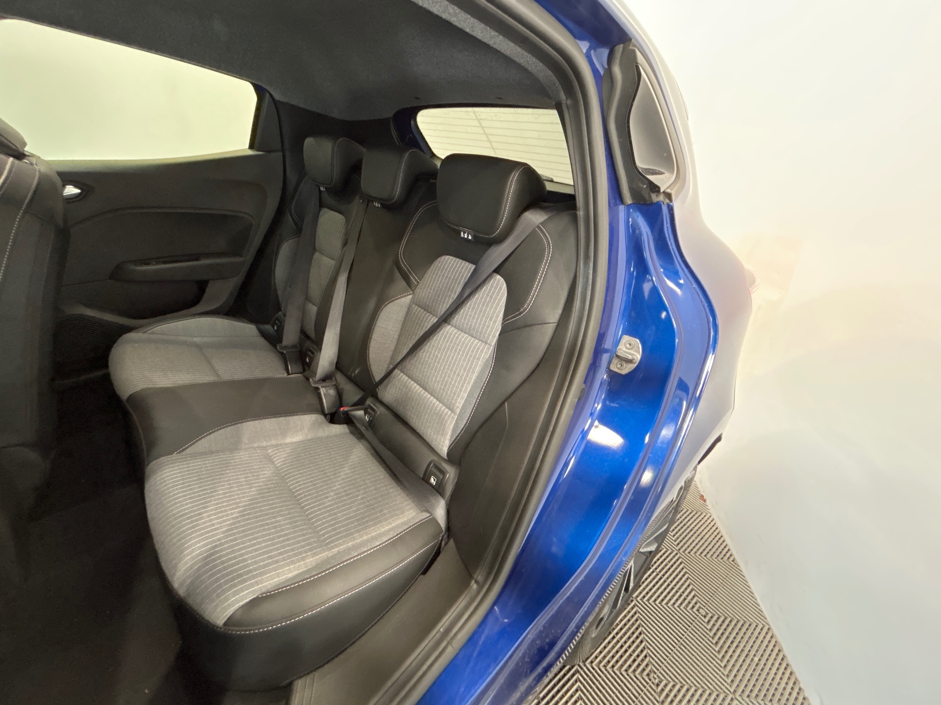 RENAULT CLIO V techno 90 tce