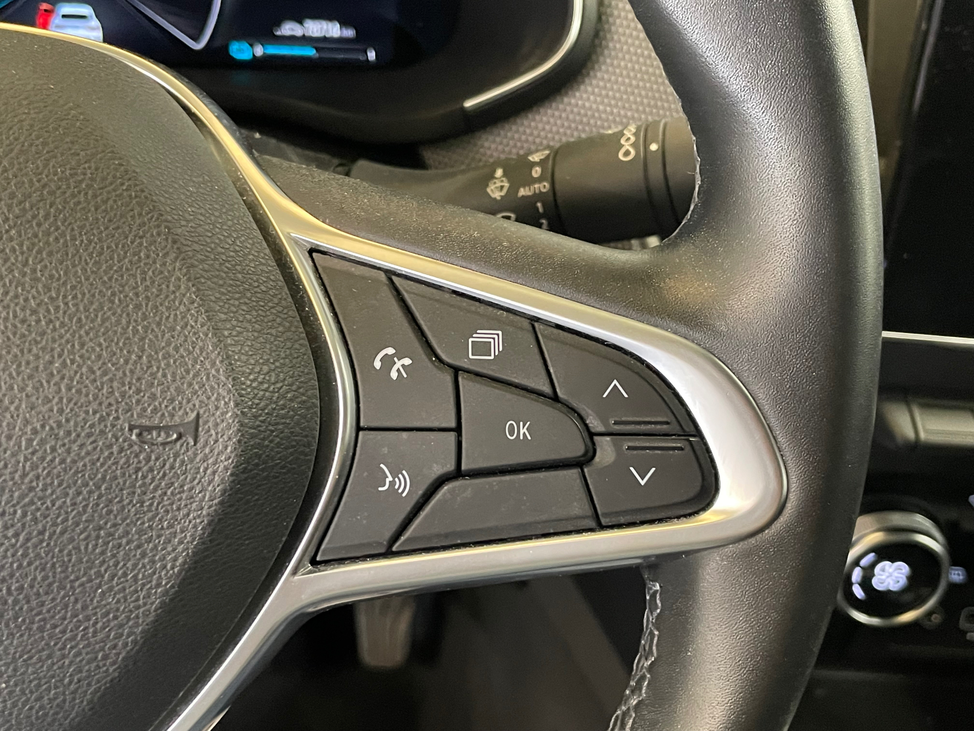 RENAULT ARKANA E-Tech hybride 145 - 22 Techno
