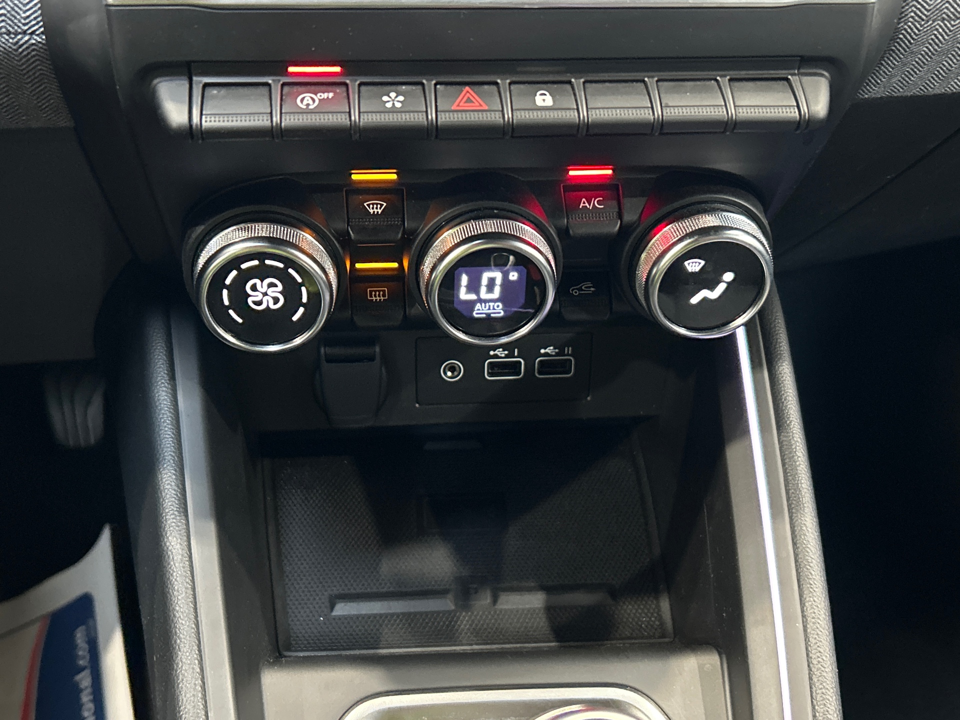 RENAULT CLIO V Techno 90 tce