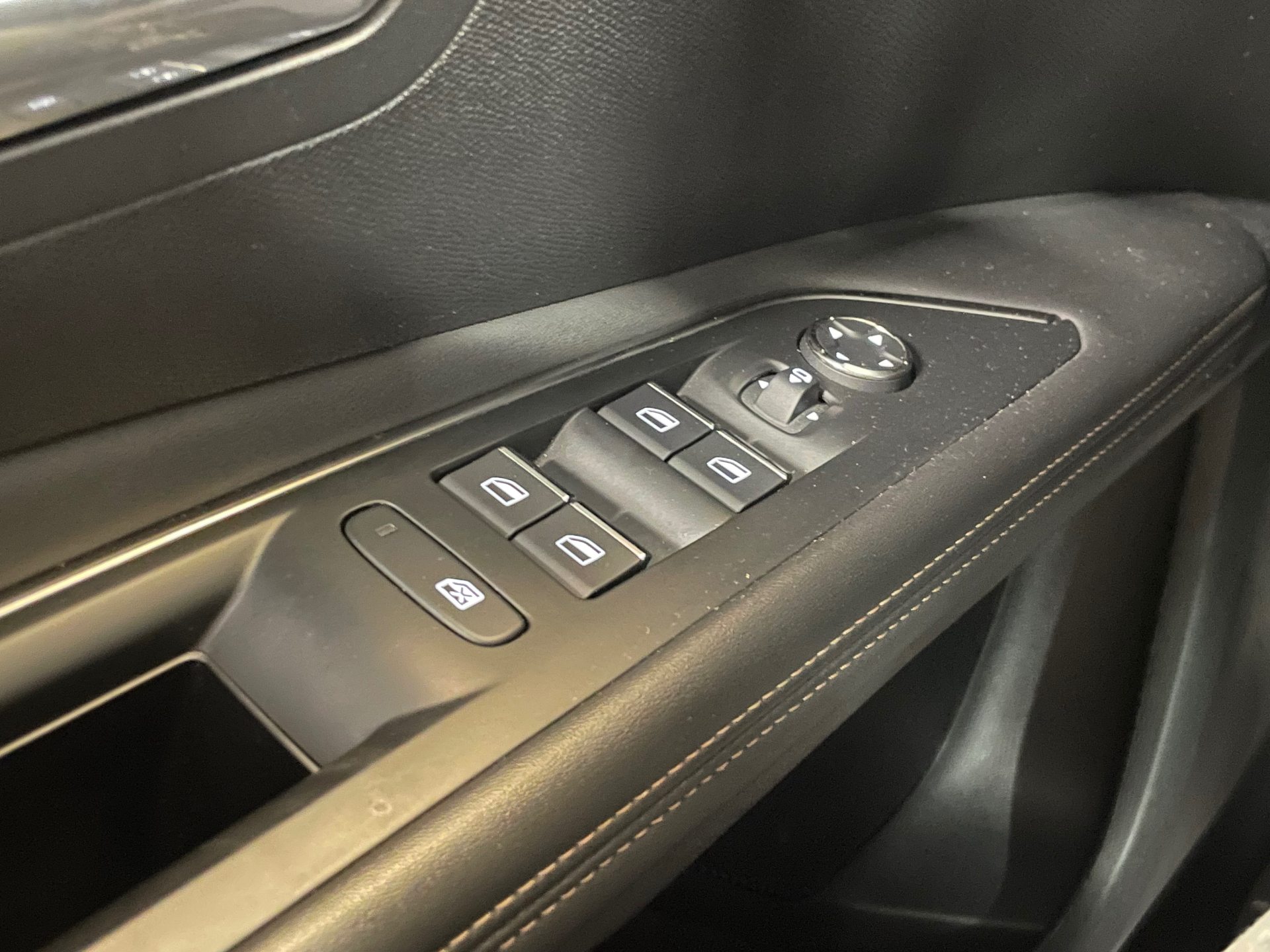 PEUGEOT 3008 PureTech 130ch S&S BVM6 GT